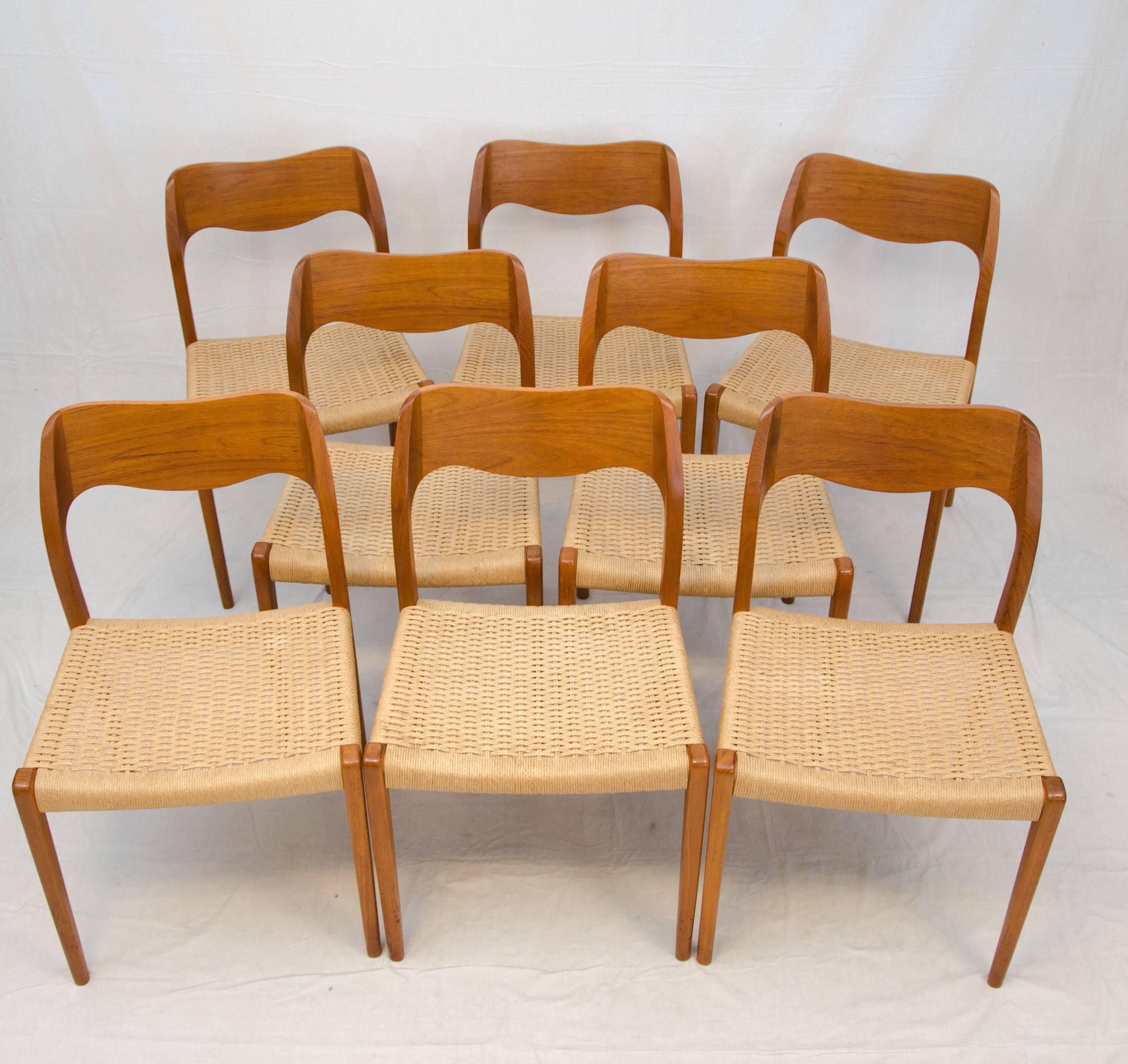 20th Century Set of Eight Danish Teak Dining Chairs Niels Møller #71