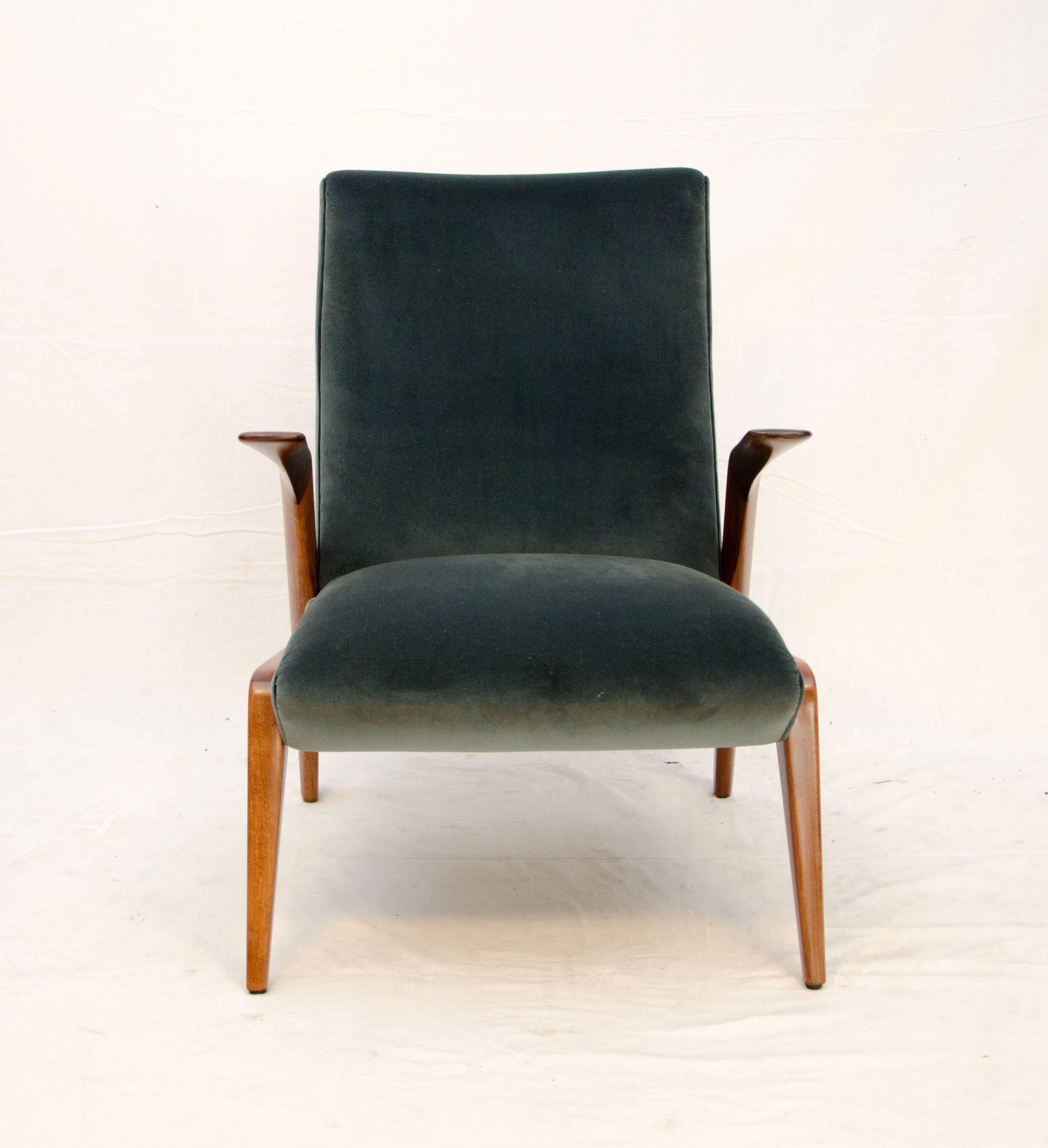 20th Century Italian Lounge Chair D71 Osvaldo Borsani for Tecno For Sale