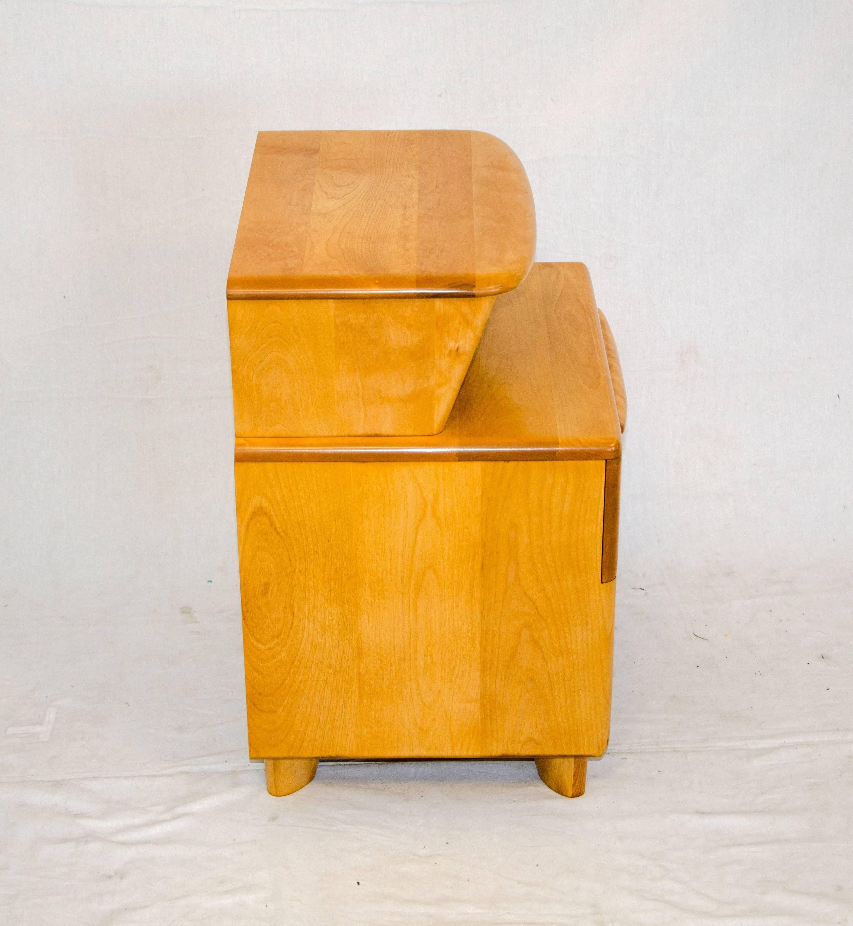 HeywoodWakefield "Encore" Nightstand, M538 For Sale at 1stDibs