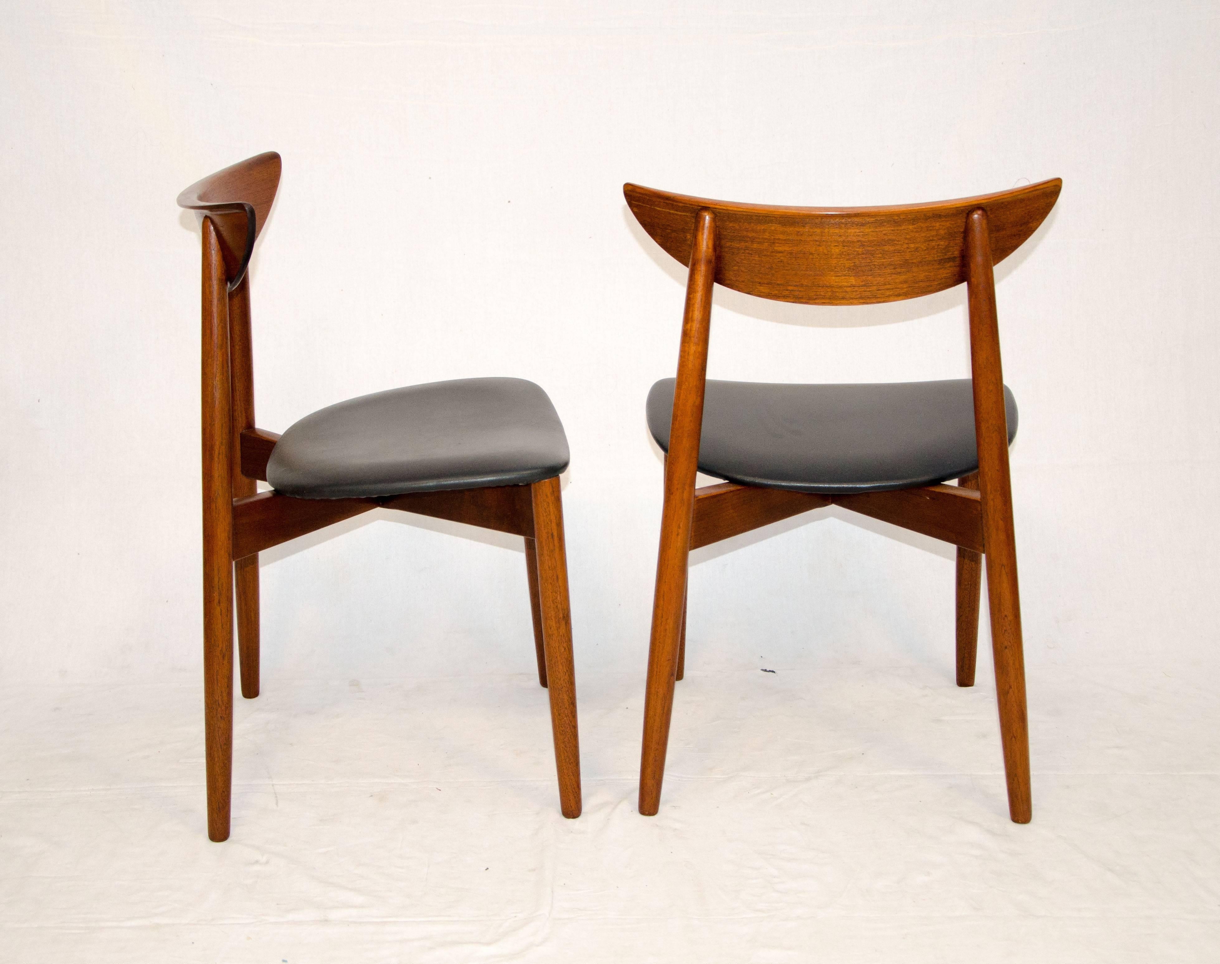 Scandinavian Modern Set of Four Danish Teak Dining Chairs by Harry Ostergaard for Moreddi
