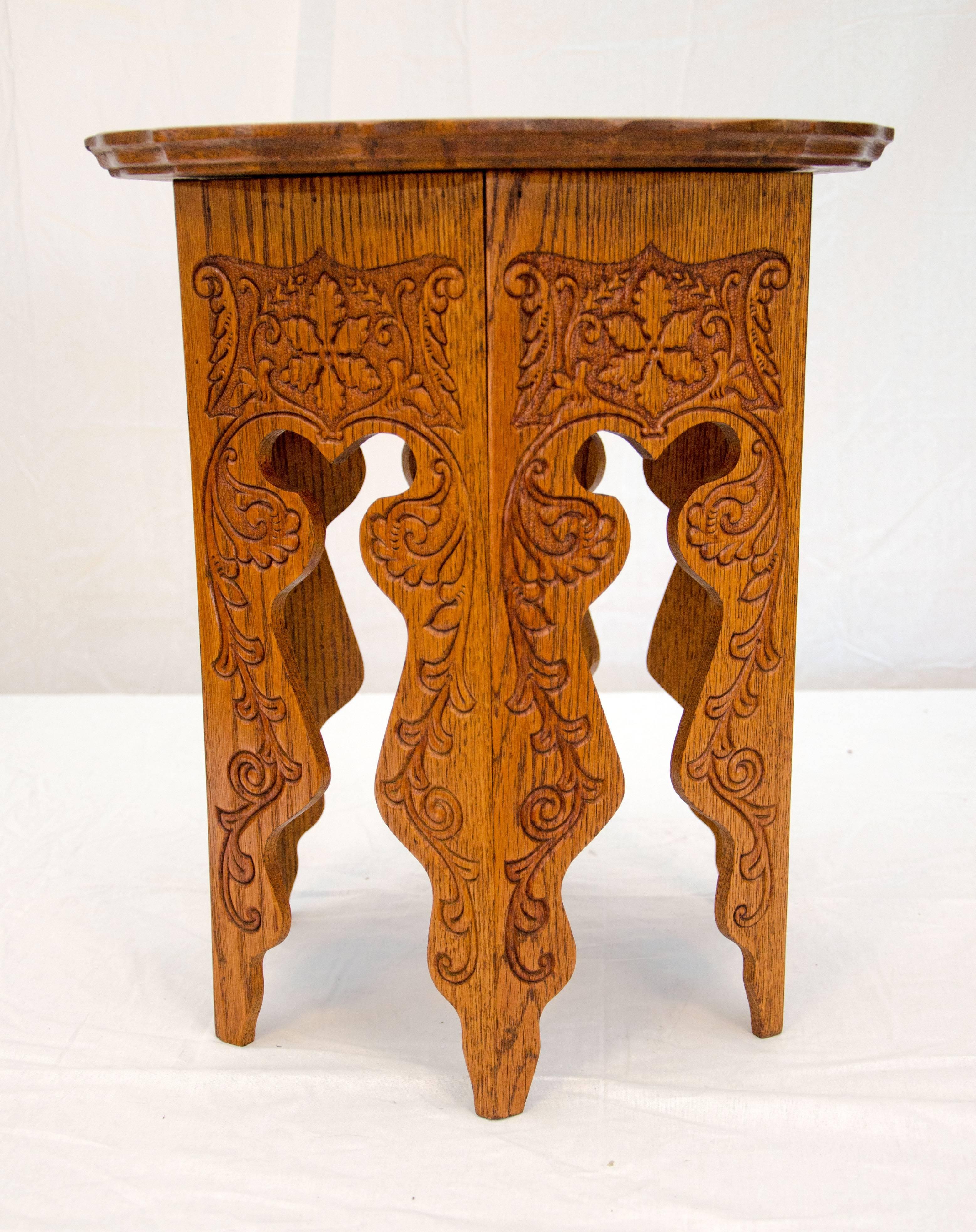 Victorian Oak Tabouret Side Table or Plant Stand In Good Condition For Sale In Crockett, CA