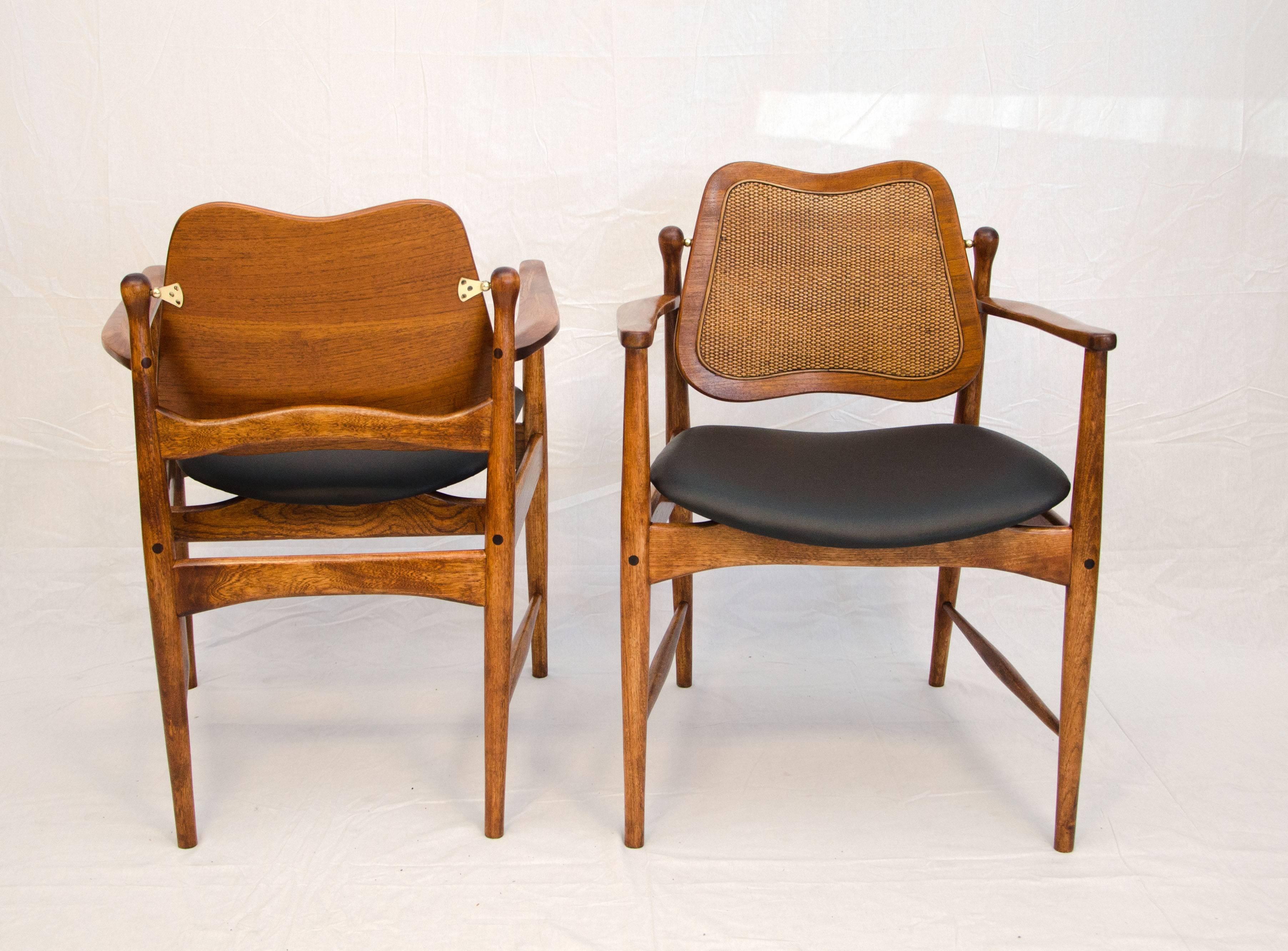 Rare Set of Ten Danish Modern Dining Chairs, Arne Vodder 1