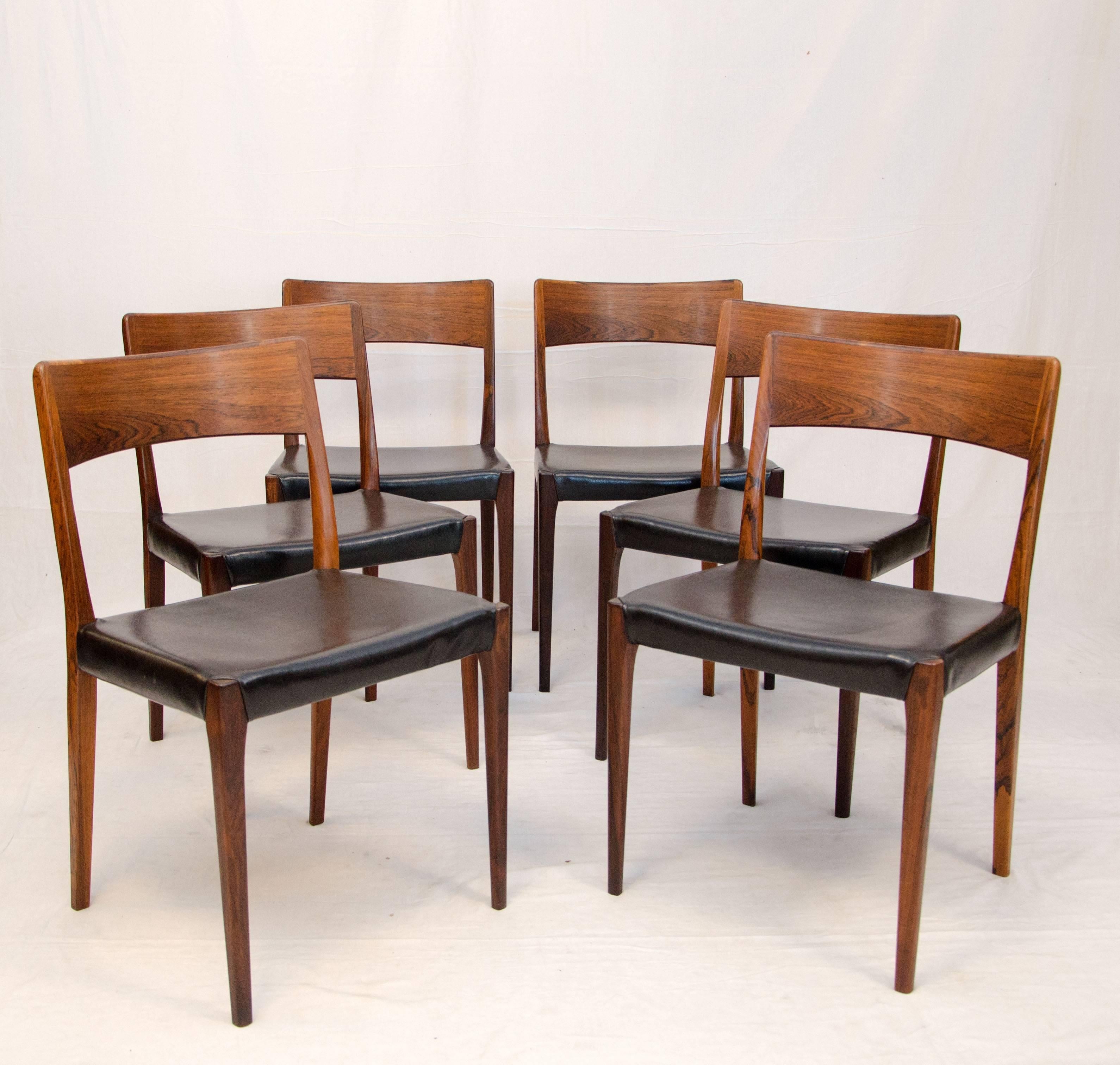 Very nice set of six dining chairs in rosewood, all original finish and upholstery, very well maintained by previous owners. Marked "Hornslet Møbelfabrik" on each chair.