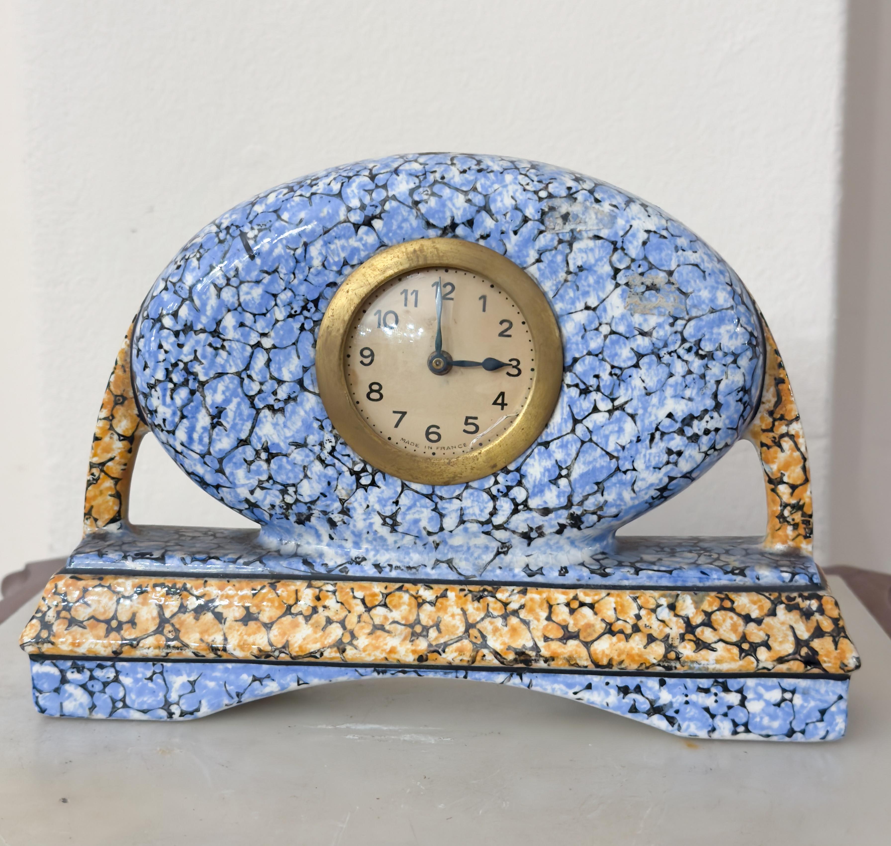 Ensemble d'horloges de cheminée Art Déco en céramique bleue majolique en vente 4