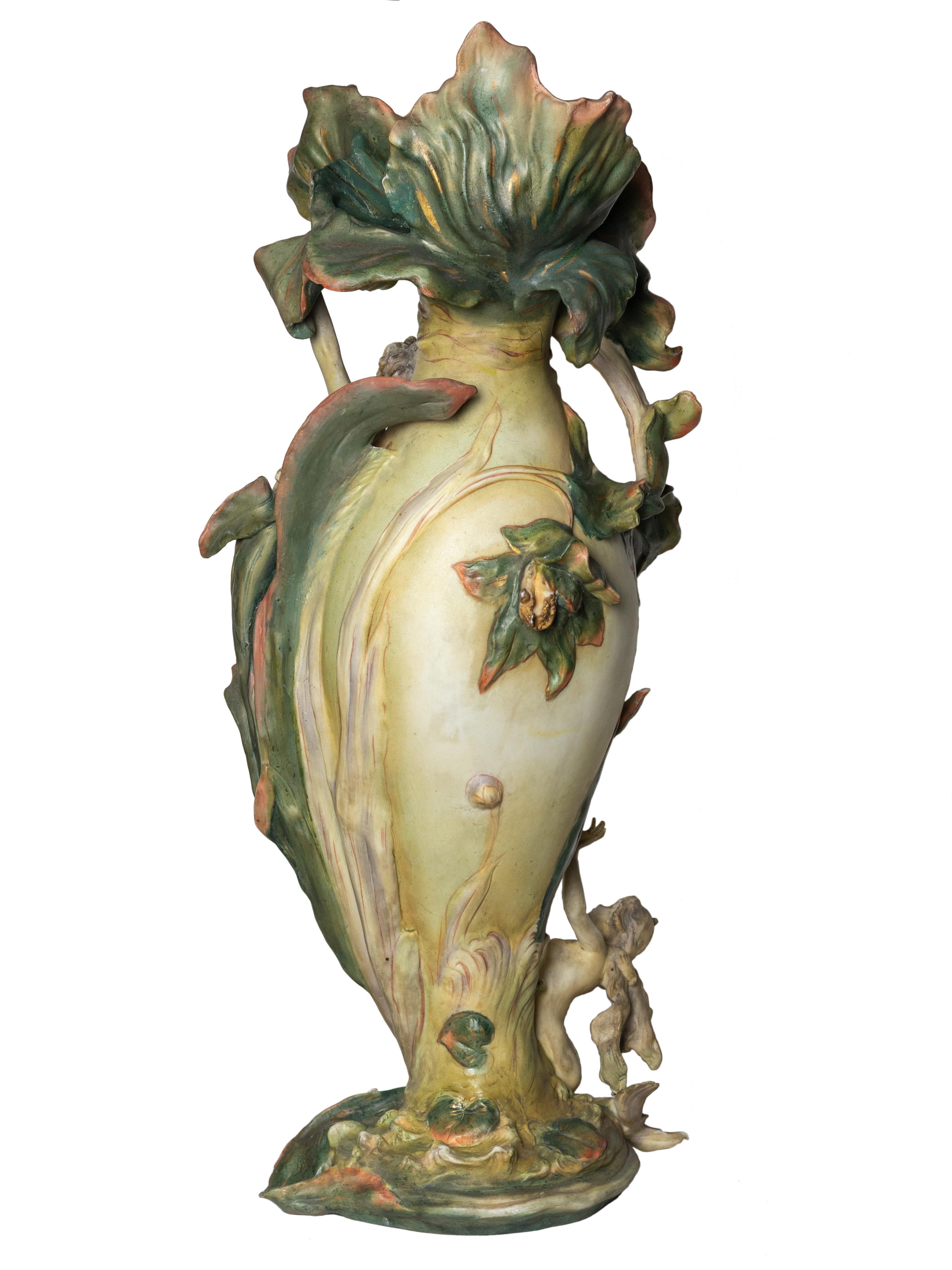 Jarrón Art Nouveau Alemán De Karl Ens Volkstedt, Finales Siglo XIX Pintado a mano en venta