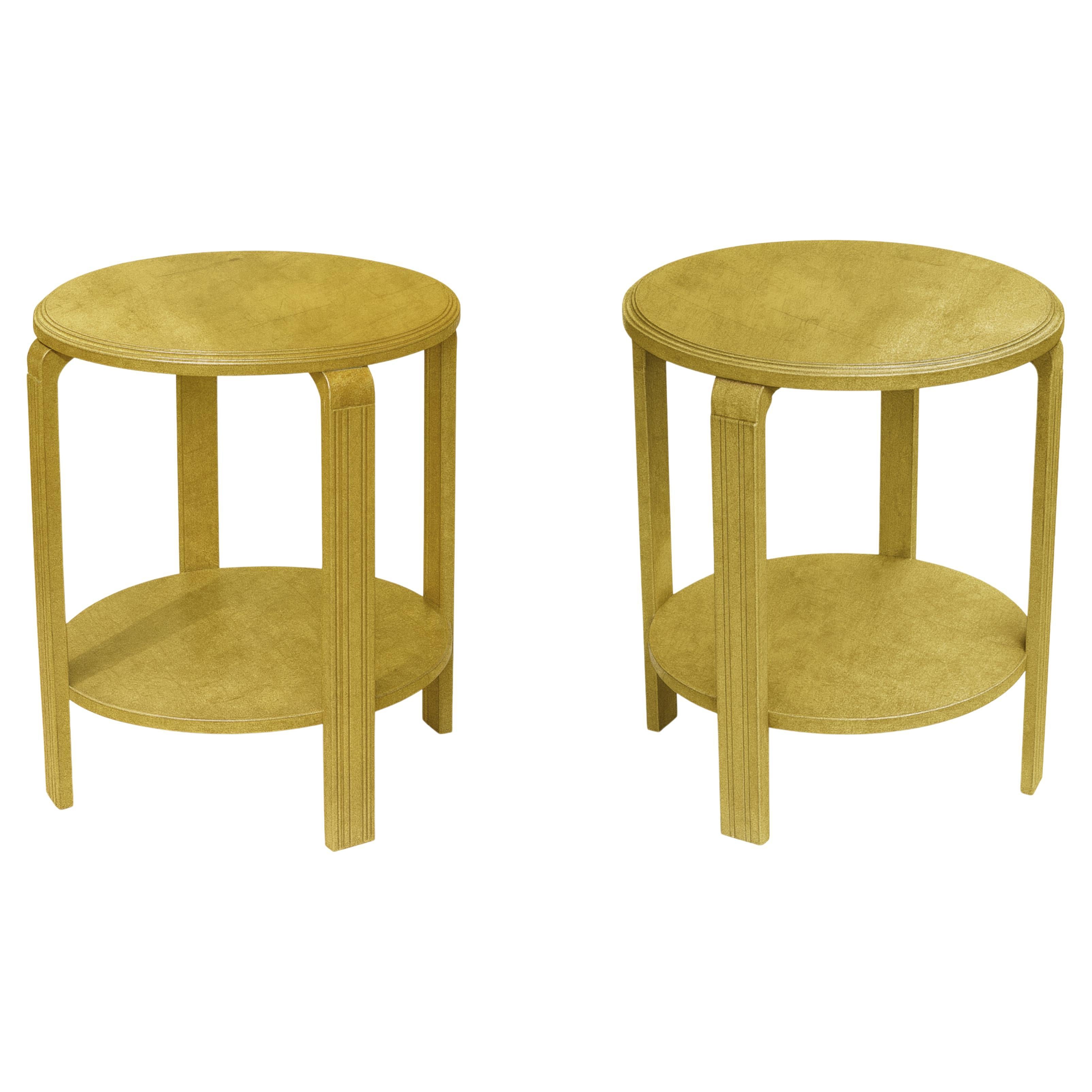 Paar von   Runder Beistelltisch aus vergoldetem Nussbaumholz, Art Deco, 20.