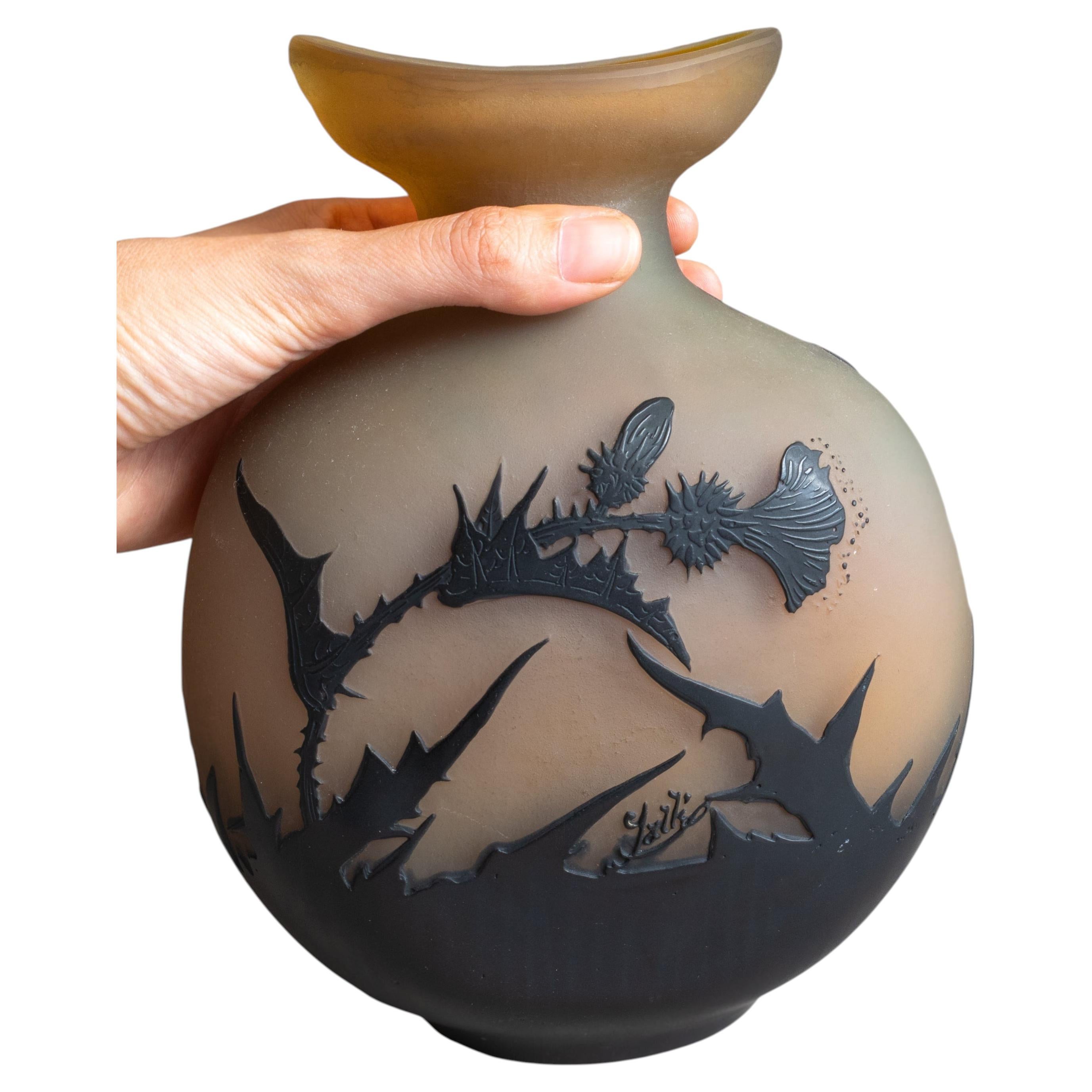 What is a cameo vase?