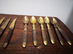 Servizio da tavola in ottone e legno del XVIII secolo, 17 pezzi