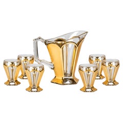Ensemble en verre Art Déco, pichet et six verres, décorations dorées, 1930