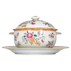 18th Century Chinese Famille Rose Porcelain Tureen and Platter, Qianlong Period