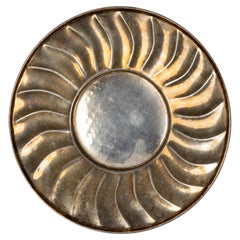 Plat d'argent Art déco à 23 cannelures, vers 1924