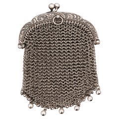 French Belle Époque Silver Mesh Coin Purse, Early 20th Century