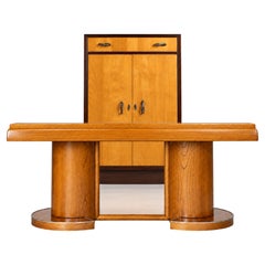 Set da pranzo Art Déco degli anni ’40 in noce, composto da tavolo allungabile e credenza