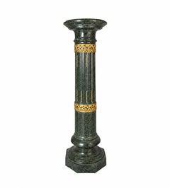 Piédestal en marbre vert, montures en bronze doré Colonne néoclassique, 19e siècle