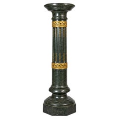 Piédestal en marbre vert, montures en bronze doré Colonne néoclassique, 19e siècle
