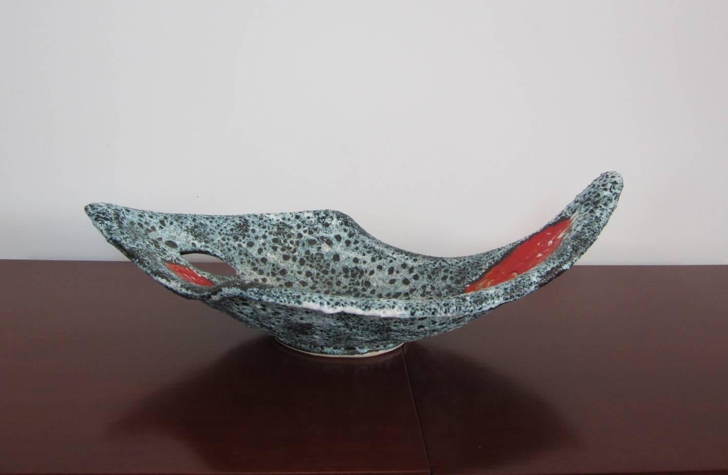 Vallauris Textured Ceramic Bowl In Excellent Condition For Sale In Miami, FL