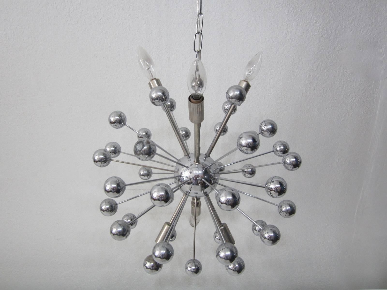 Mid-20th Century Italian Sputnik Spherical Pendant Chandelier For Sale