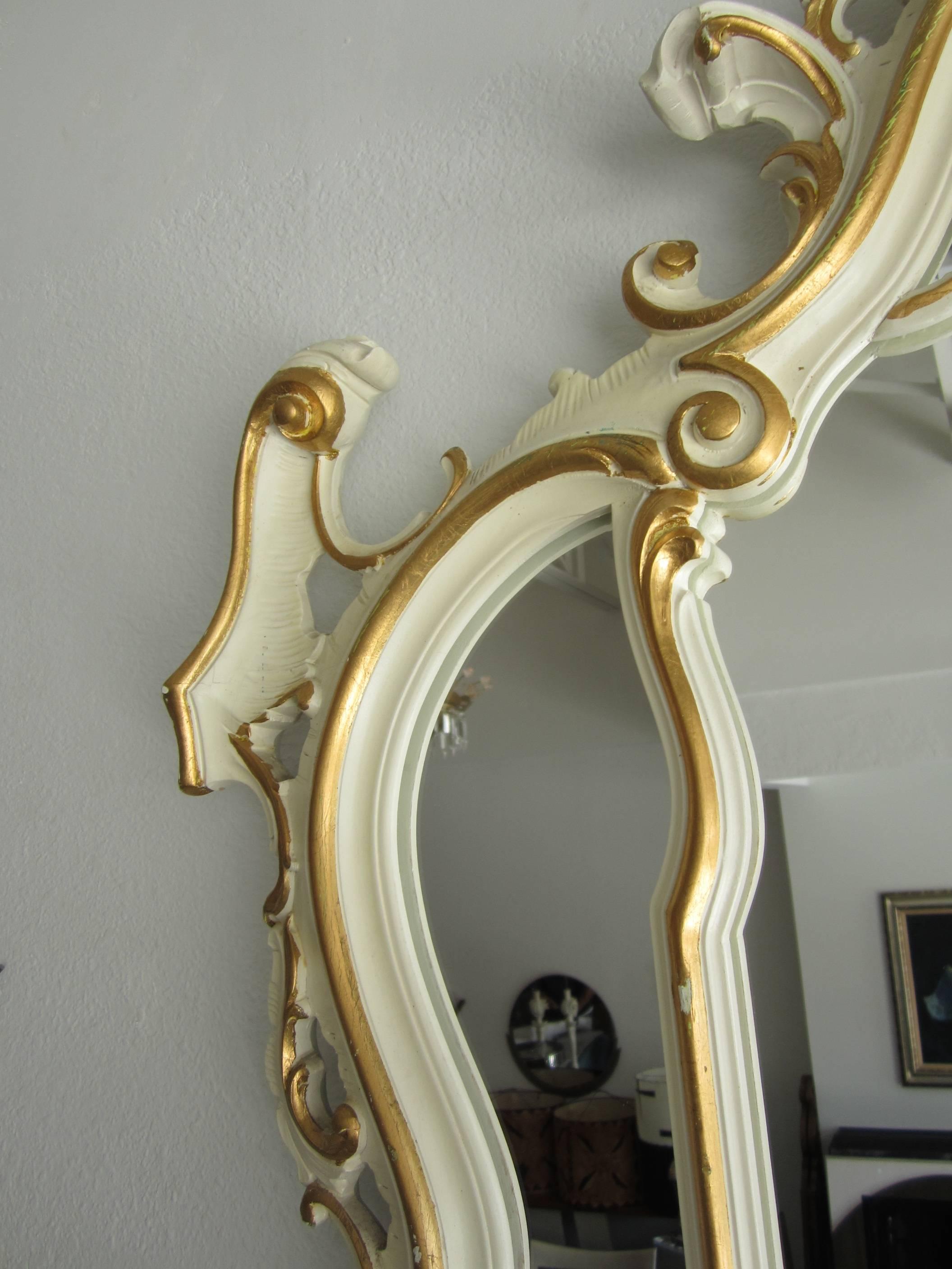Plaza Hotel NYC Original Gilded and Lacquered French Lobby Mirror  In Fair Condition In Miami, FL