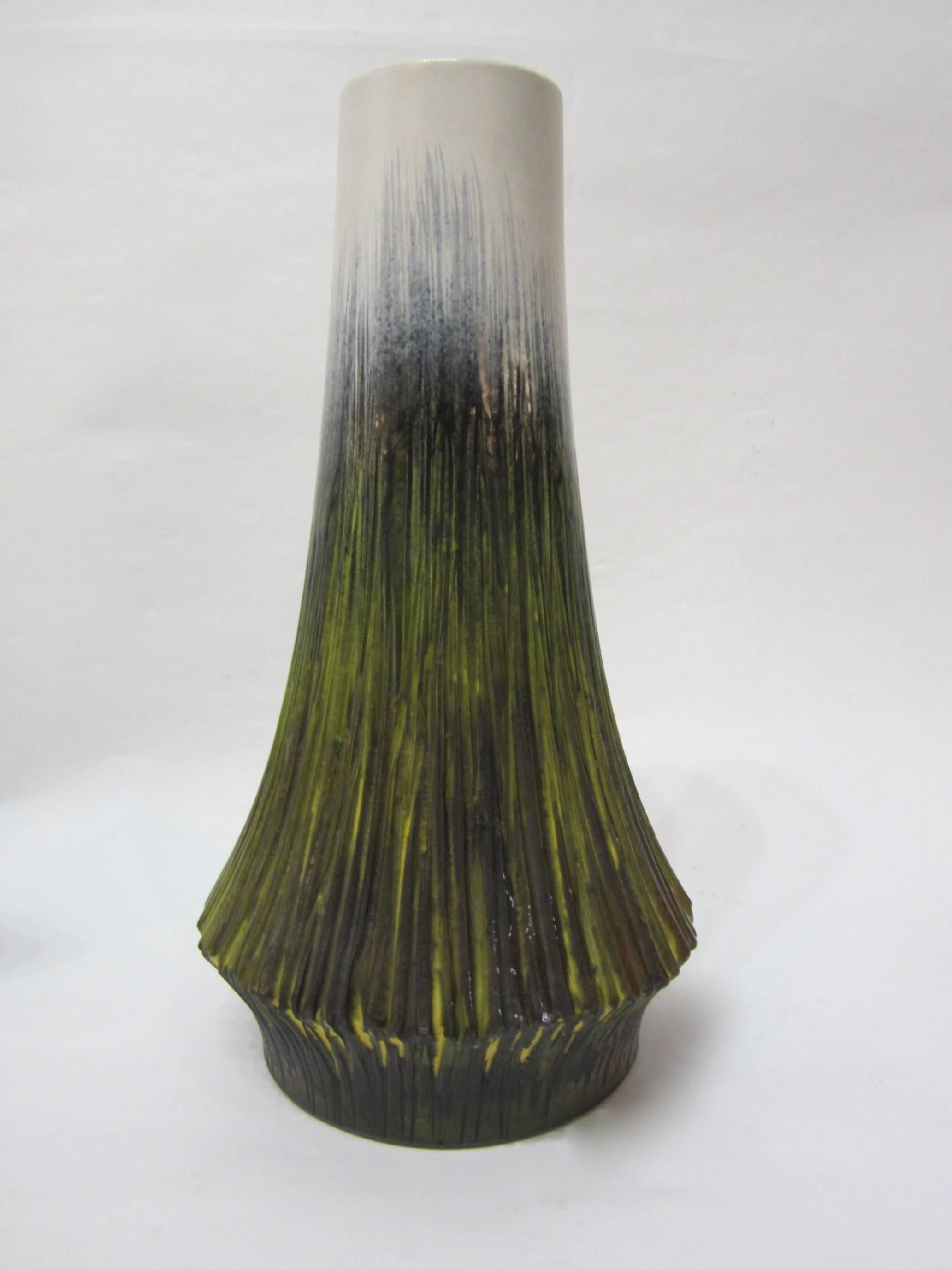 Marcello Fantoni Pottery Vase for Raymor, Italy, 1950s For Sale 1