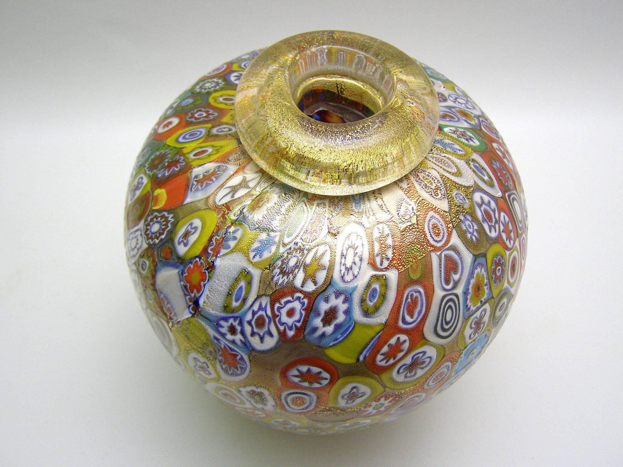 Mid-Century Modern Gambaro & Poggi Handblown Murano Glass Multifiori and Aventurine Urn Vase