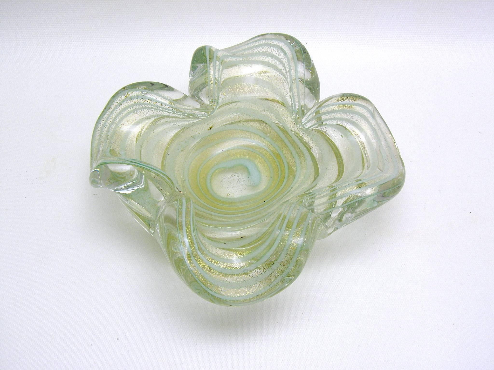Mid-Century Modern Handblown Murano Glass Vide-Poche  For Sale