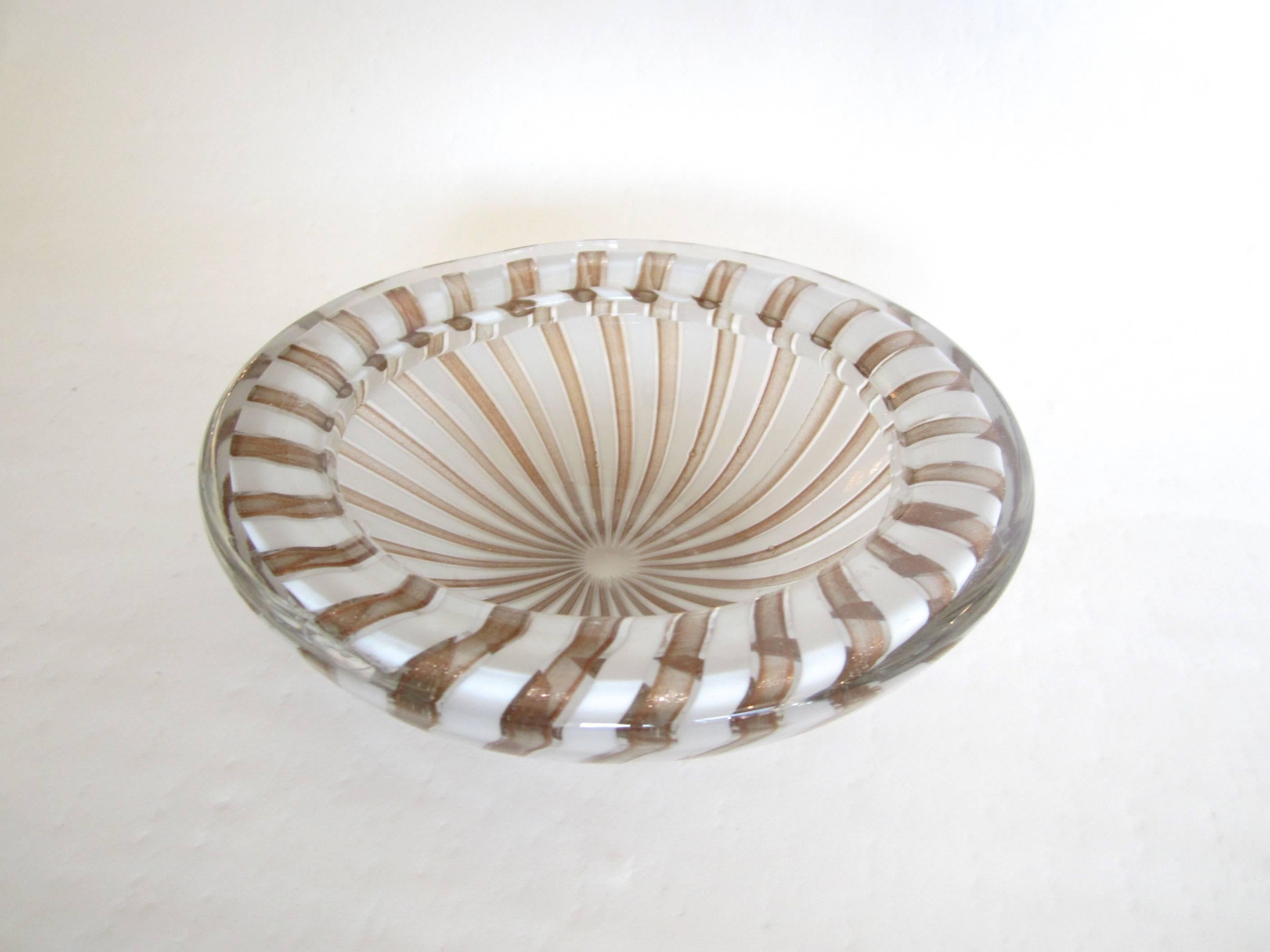 Mid-Century Modern White and Copper Caned Murano Glass Bowl For Sale