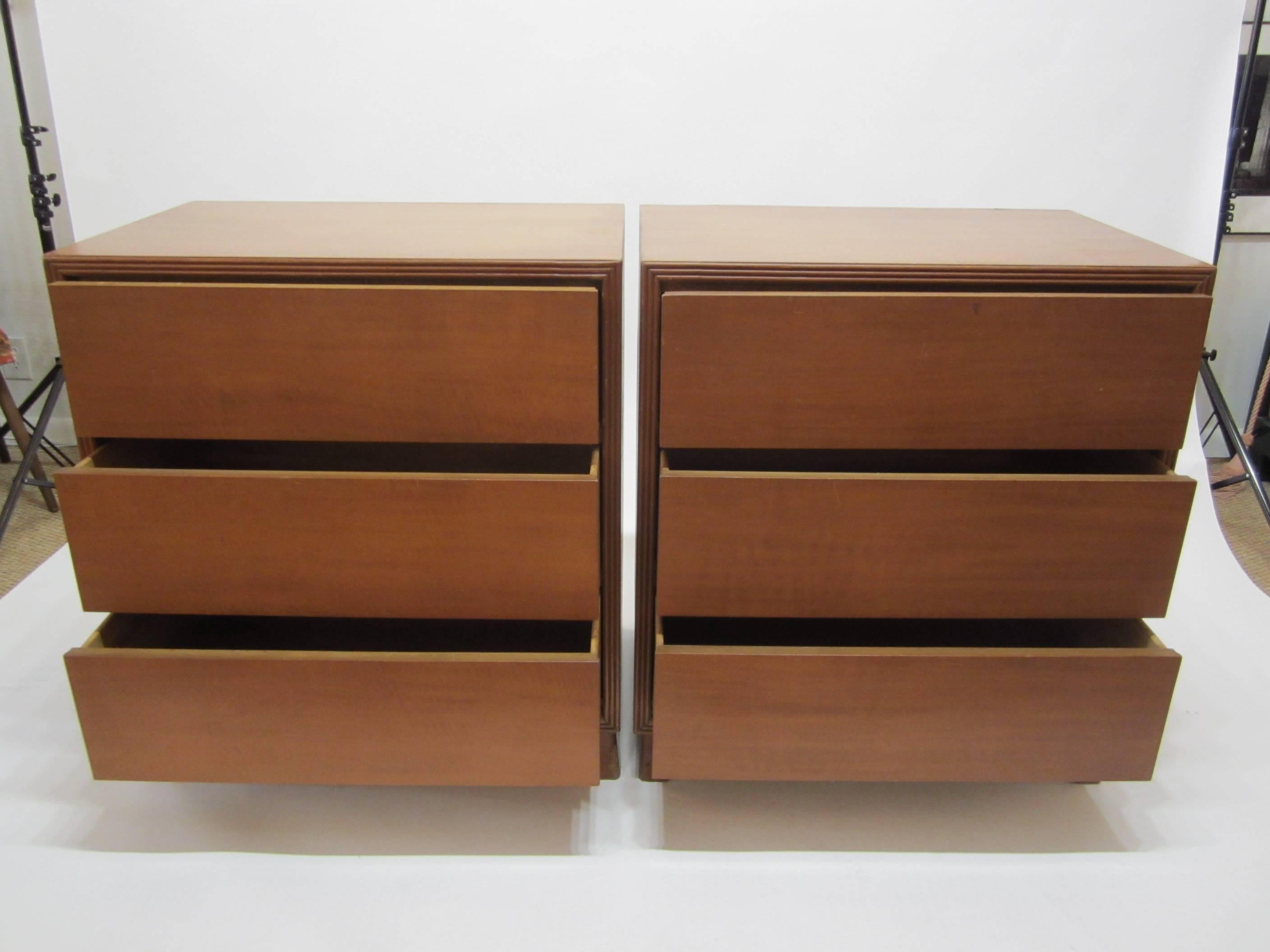 Wood Maple Bachelors Chests/ Chests of Drawers 