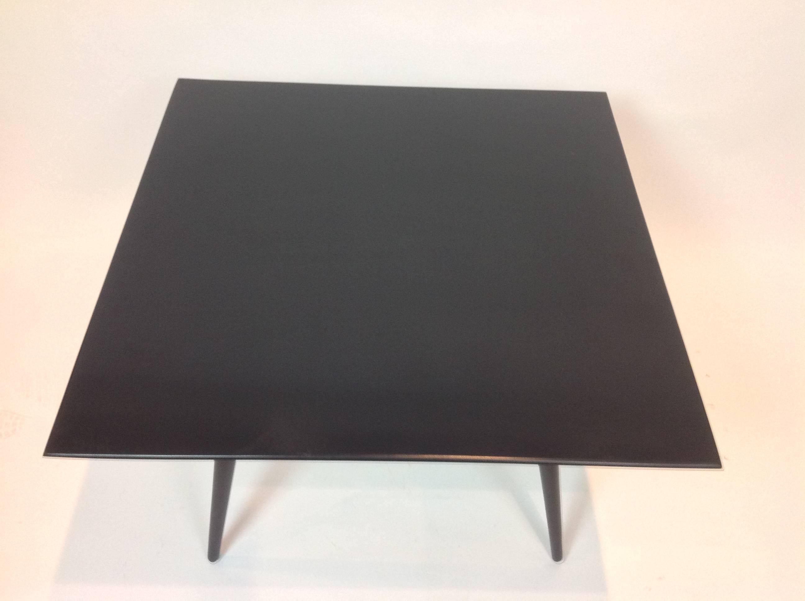 American Finely Formed Traditional Side Table by Paul McCobb in Matte Black For Sale