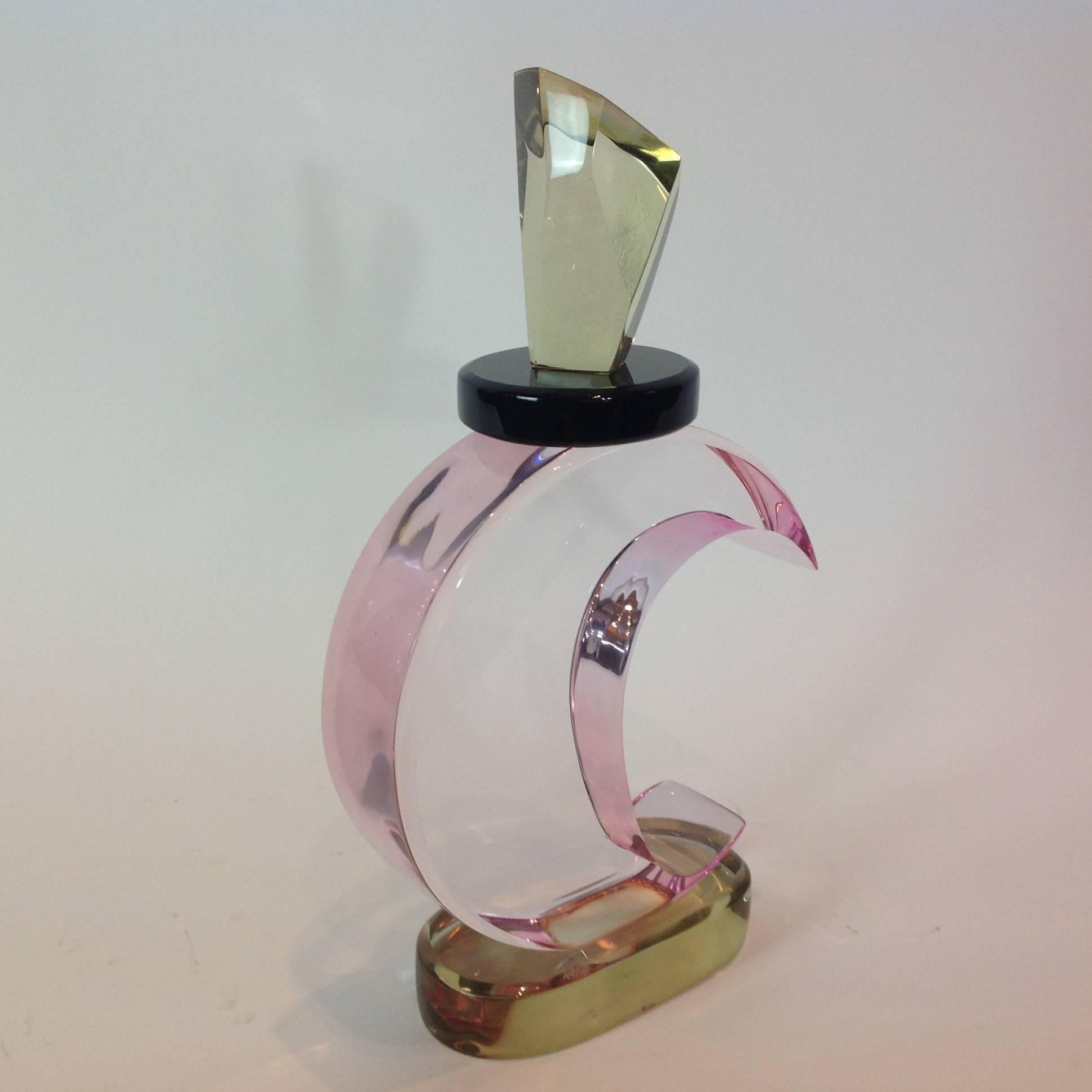 Van Teal Lucite Sculpture Perfume Bottle In Excellent Condition In Miami, FL