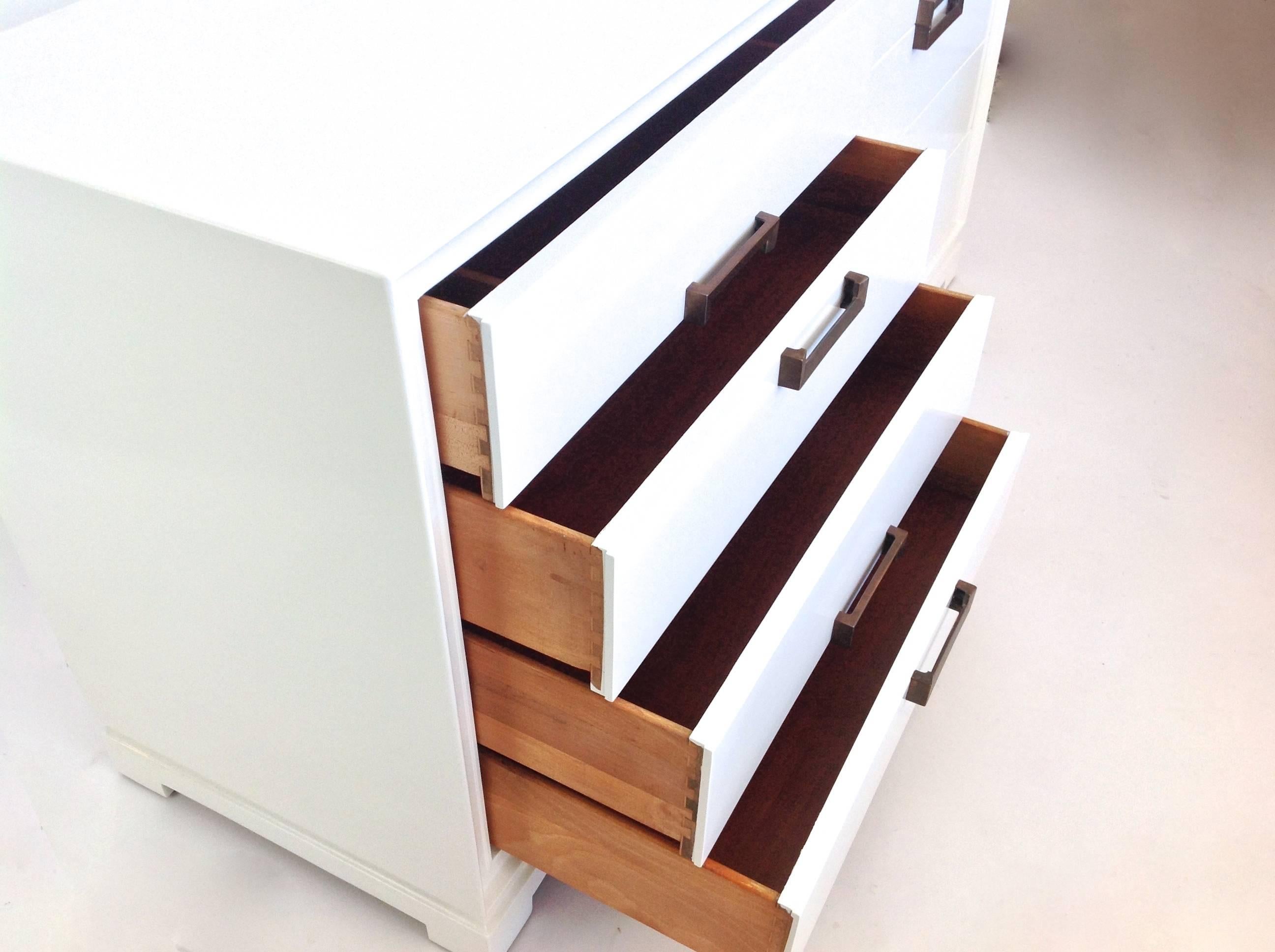 Midcentury Lacquered Eight-Drawer Side-By-Side Chest of Drawers  In Good Condition For Sale In Miami, FL