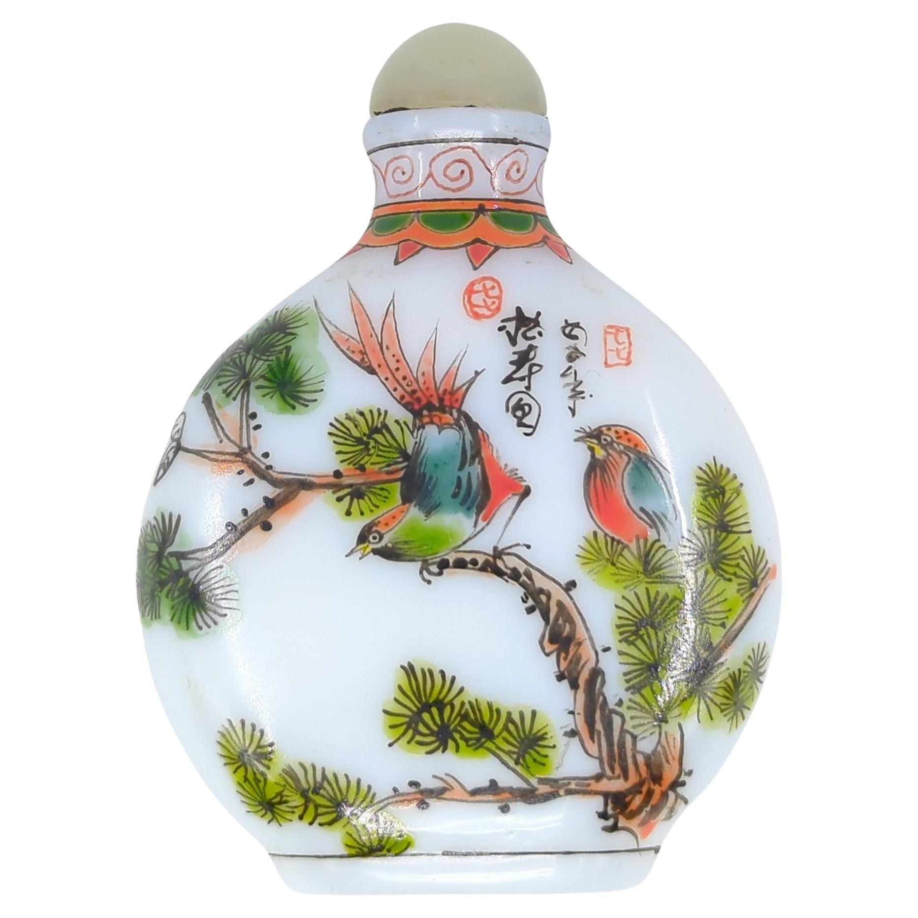 Tabatière en verre dépoli émaillé chinois Guyuexuan Old Moon Pavillion Mark 20c en vente