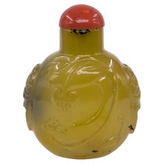 Fine Antique Chinese Relief Carved Agate Phoenix Snuff Bottle Qing Late 19c