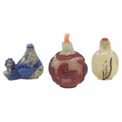 Collection of three antique Chinese snuff bottles Late Qing to ROC c.1900/20