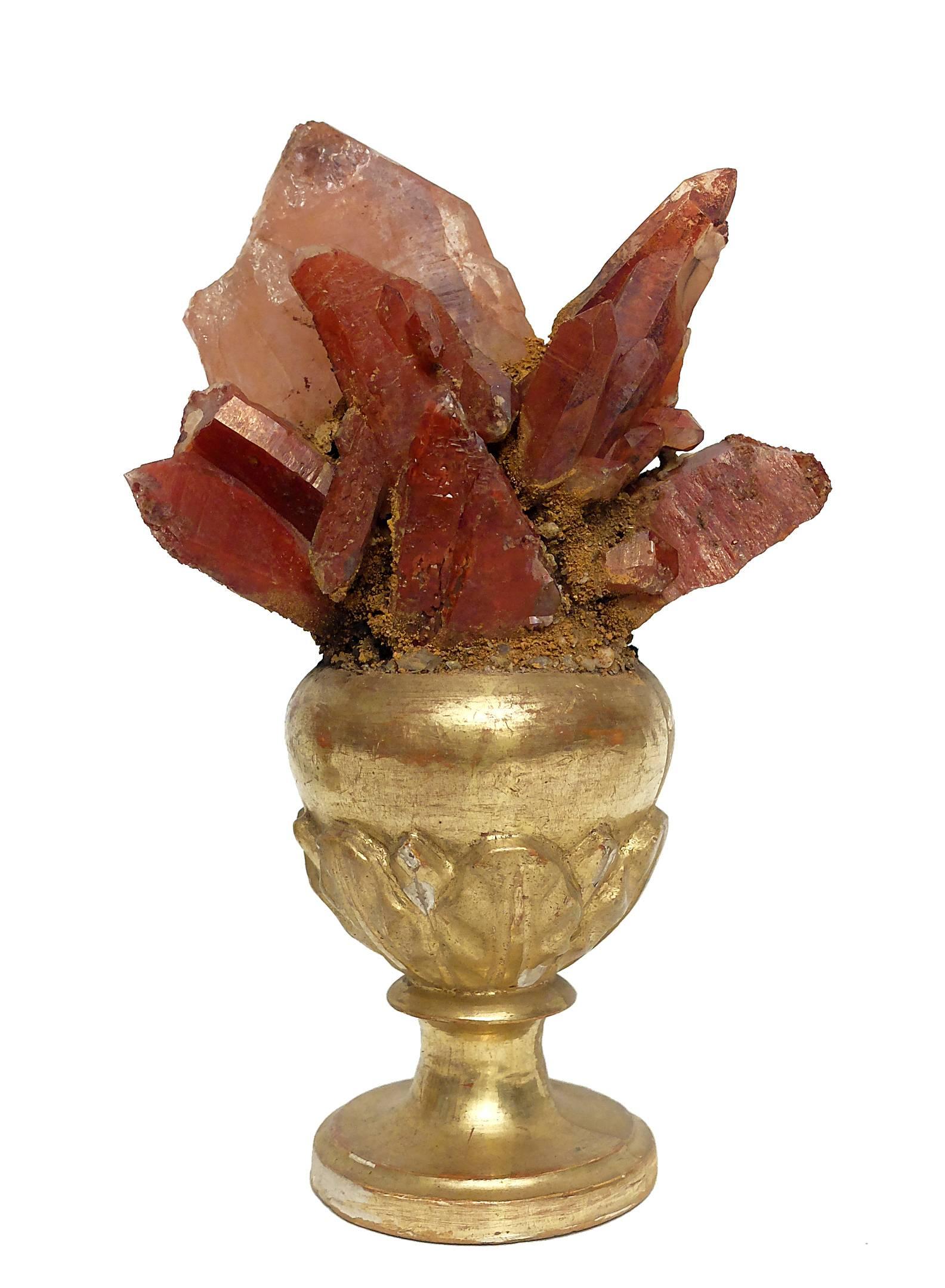 Wunderkammer Naturalia Mineral Specimen, a Couple of Red Crystals In Good Condition In Milan, IT