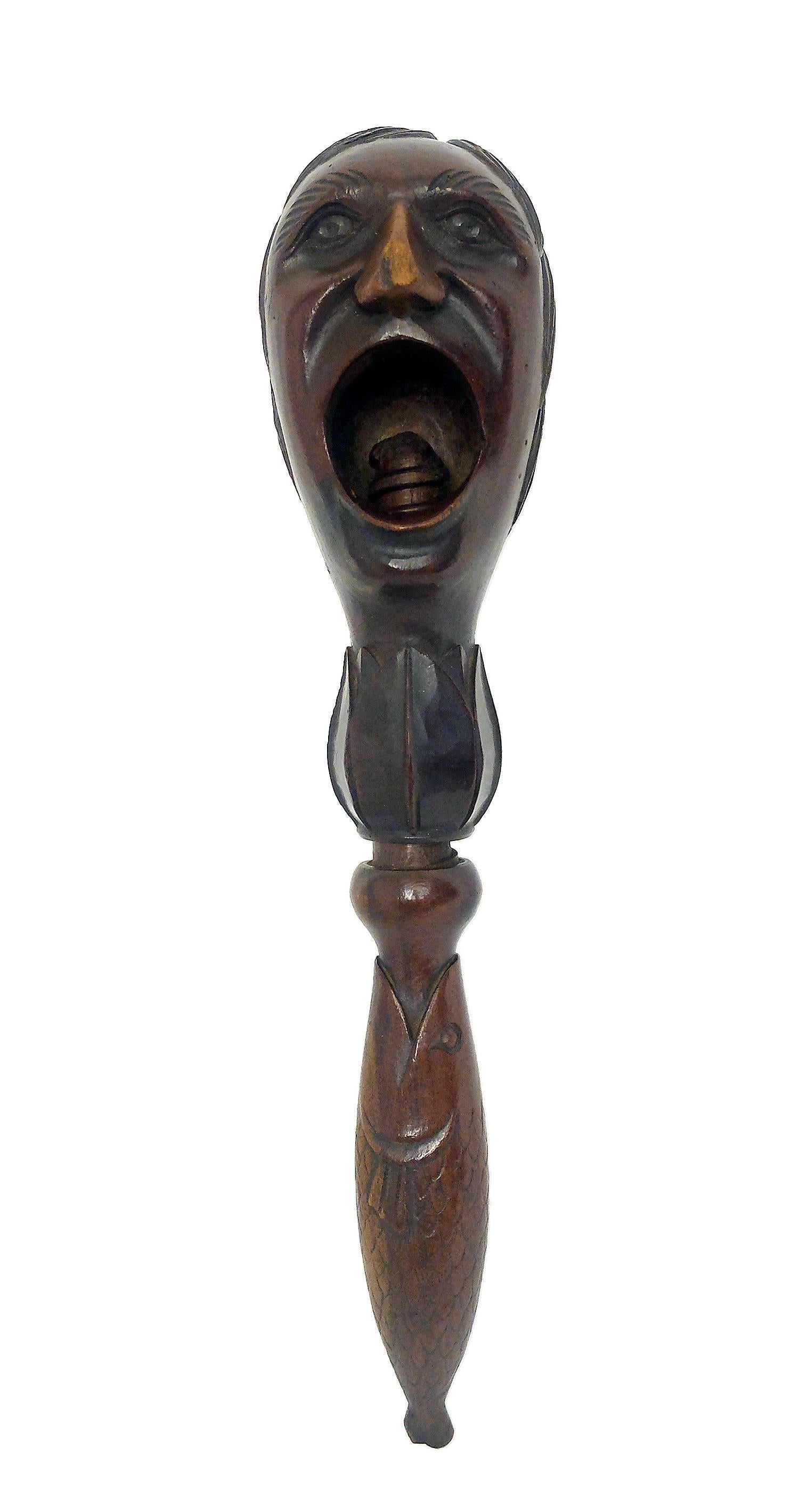 Refined and Unusual Nutcracker, France, circa 1880 In Good Condition In Milan, IT