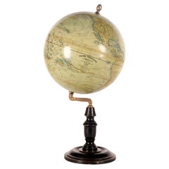 Un globo terrestre firmado J. Lebegue & C, París Francia 1880.