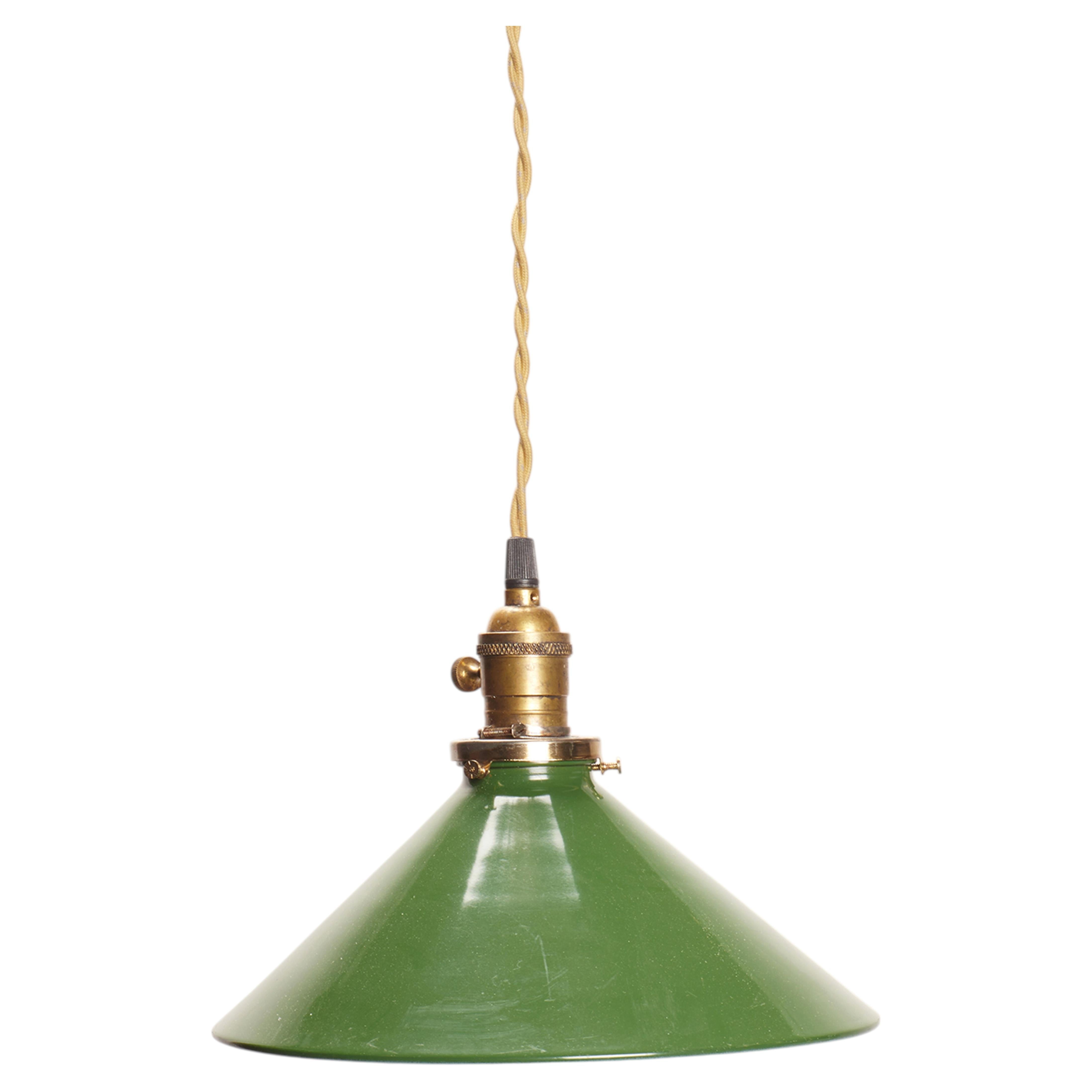 Industrial pendant lamp from a tailor's shop, in metal and mirrors, USA 1920. For Sale