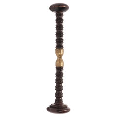 A 18th-Century scientific instrument: wooden screw dilator clamp.