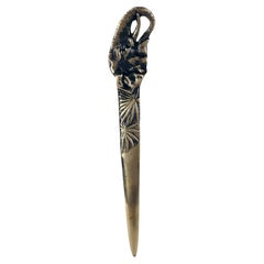 A bronze paper knife opener depicting a elephant head, Great Britain 1890.