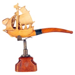 Pipa de espuma de mar de ámbar, que representa un velero. Viena, Austria 1890.