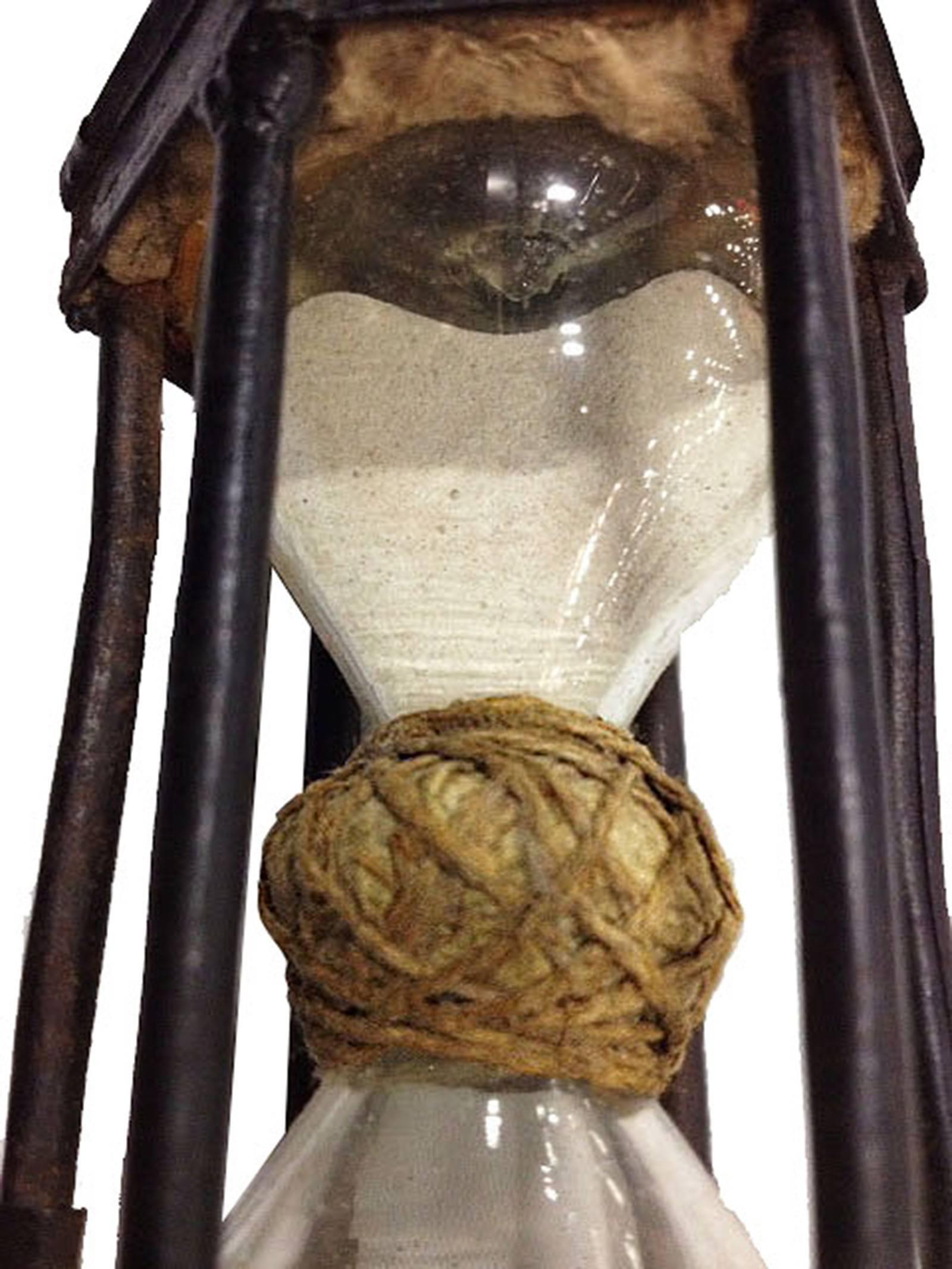 Extremely Rare German Iron Caged Hourglass, circa 1720 In Good Condition In Milan, IT