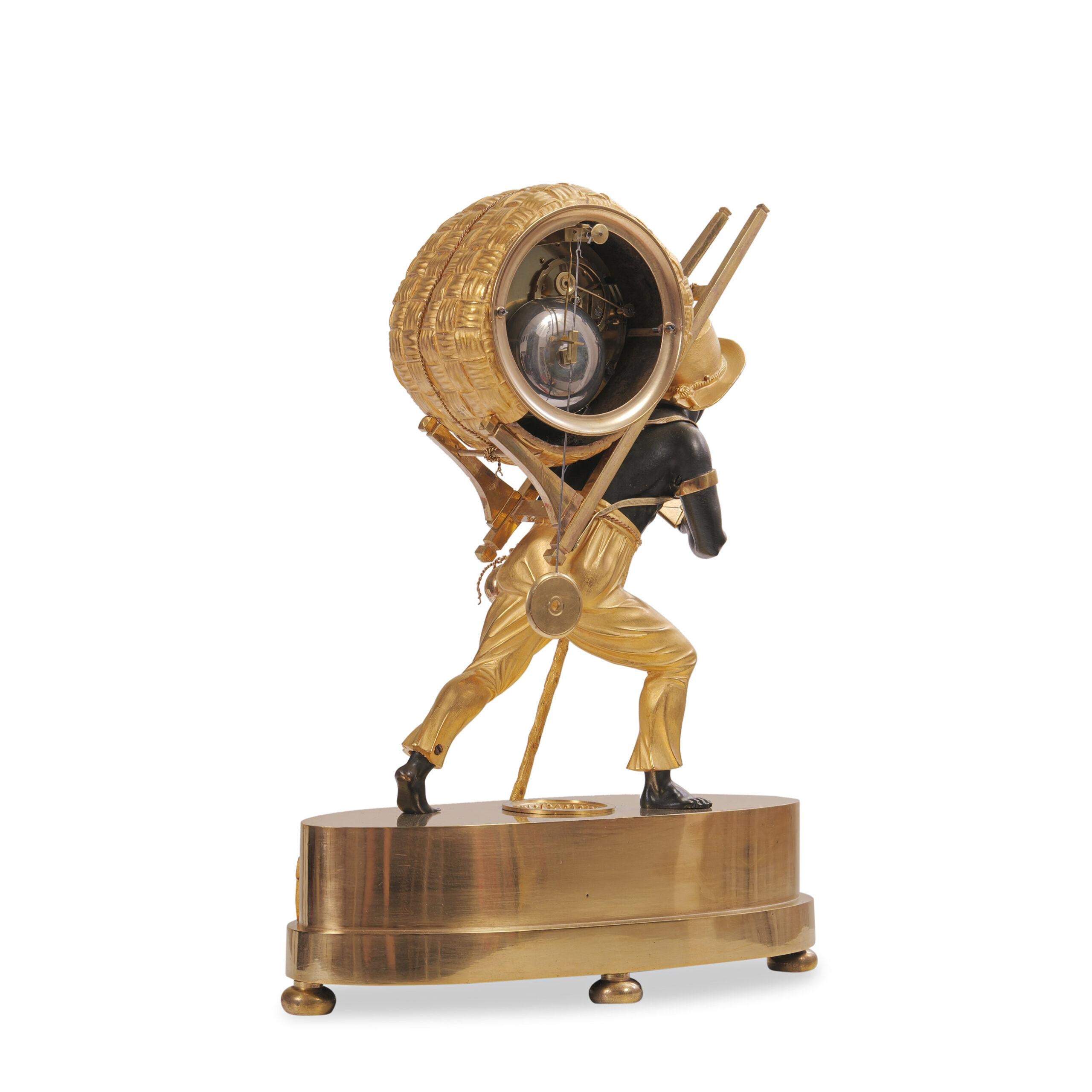 Early 19th Century French Empire Pendule Portefaix circa 1810 Paris For Sale 1