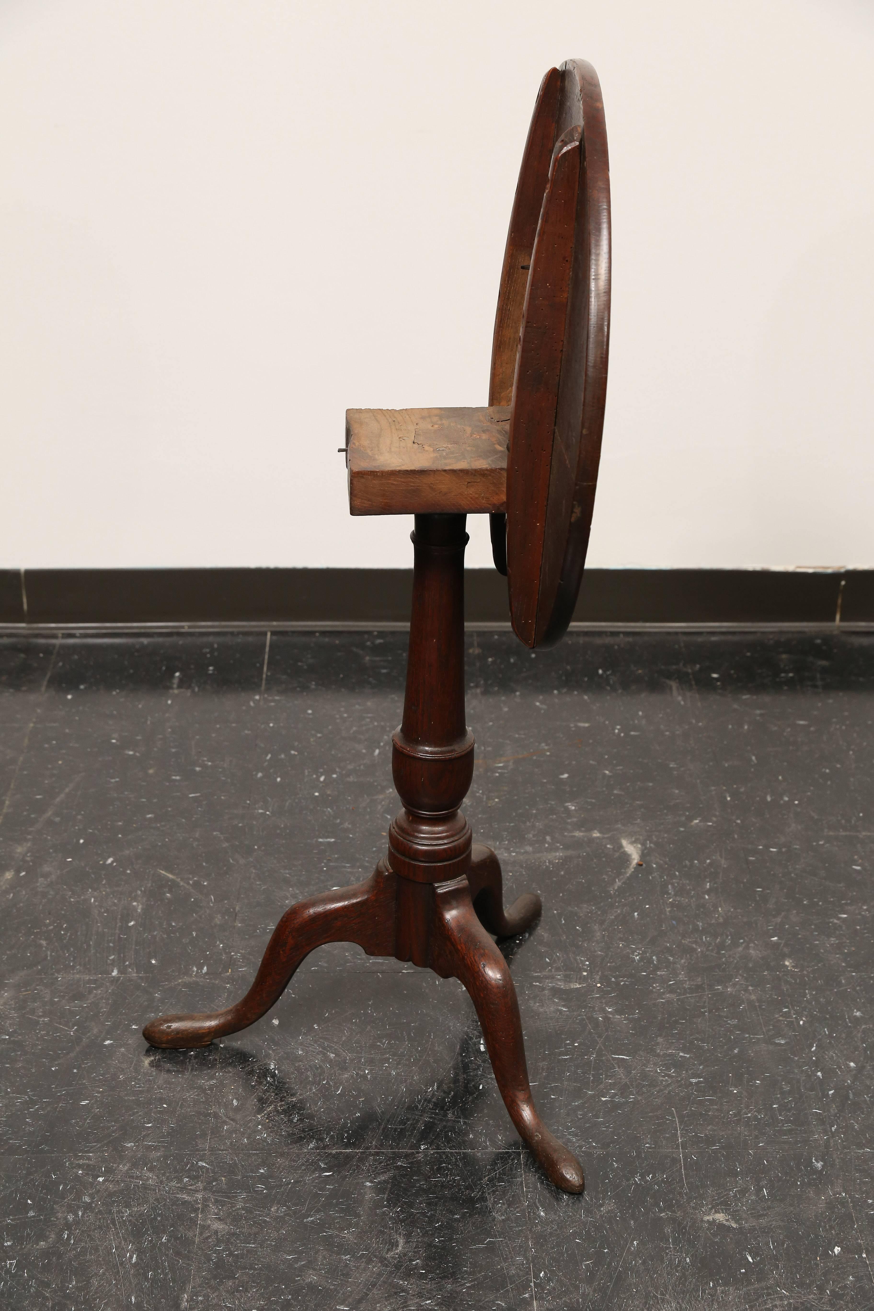 19th Century Georgian Tilt-Top Table In Excellent Condition For Sale In Houston, TX