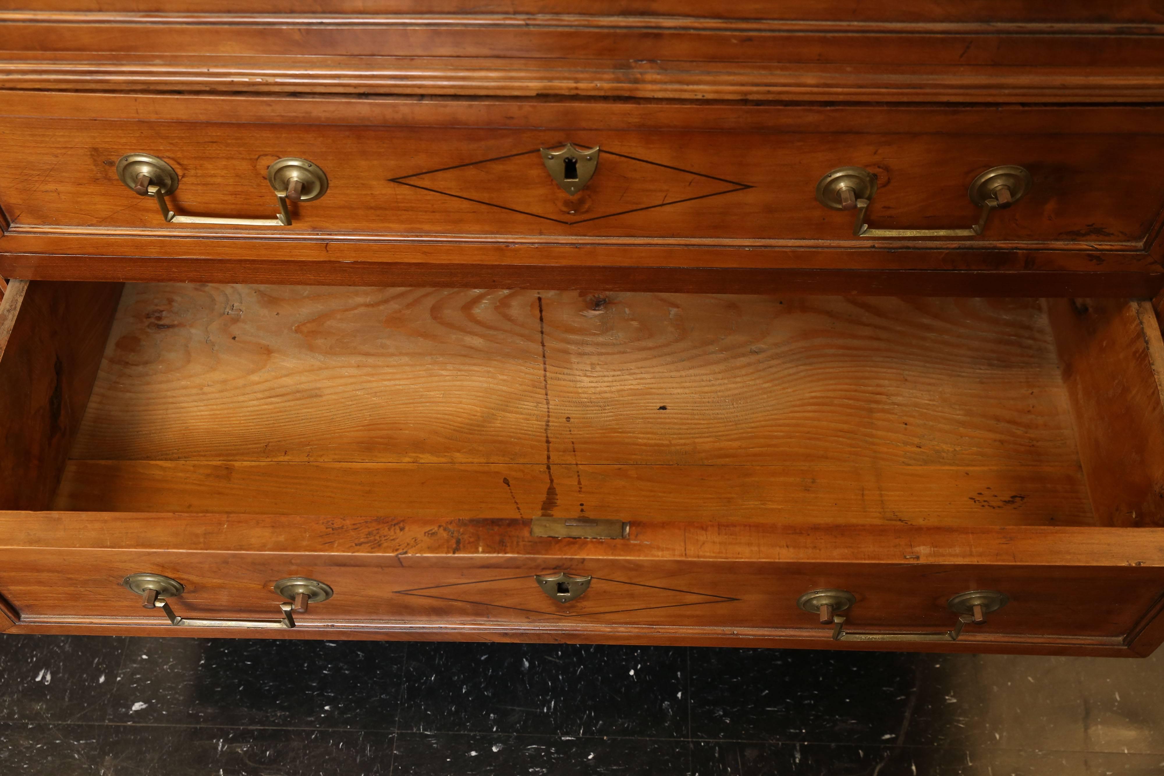 18th Century Louis XVI Commode 3