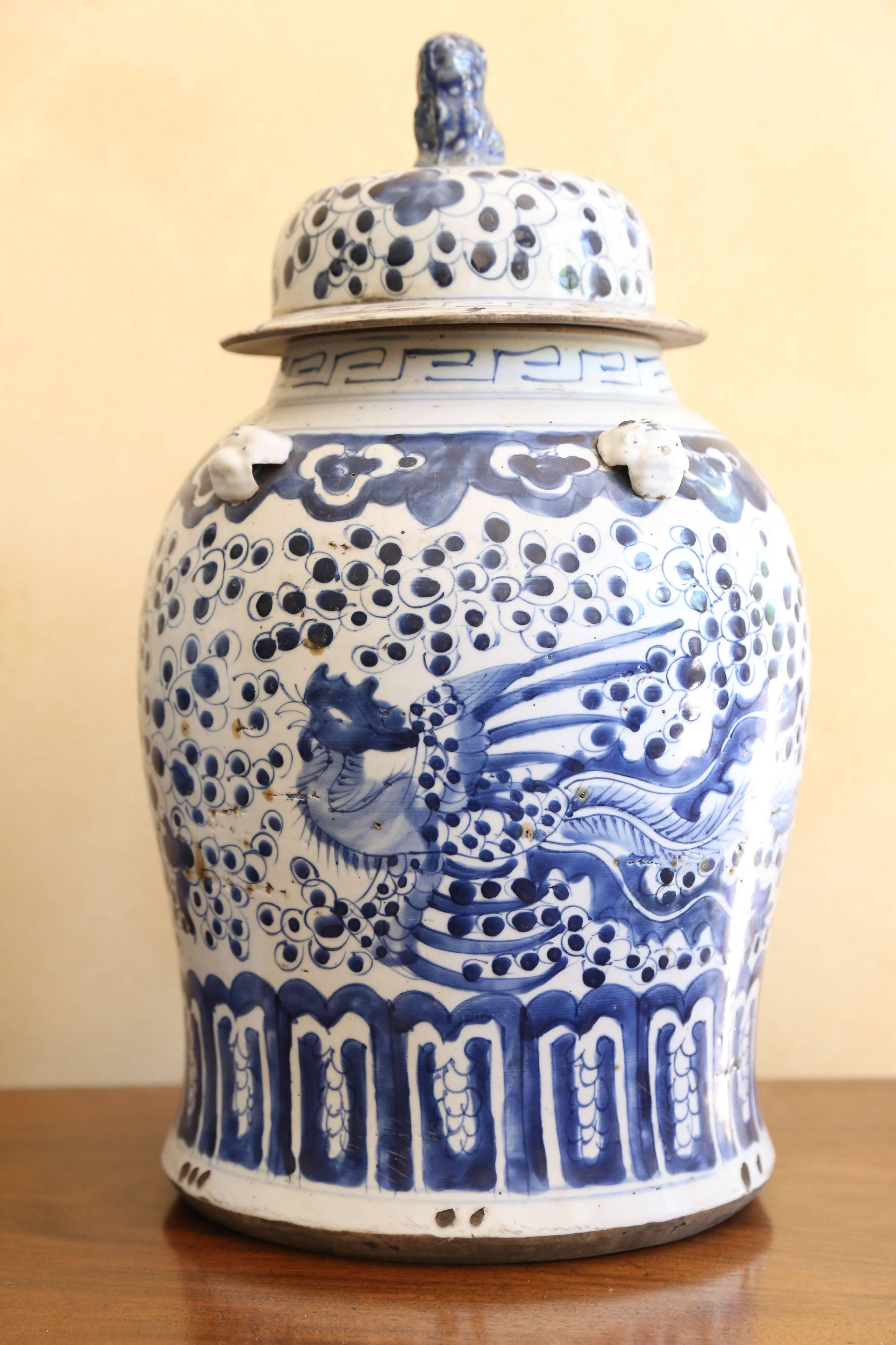 Ceramic Pair of 19th Century Blue and White Chinese Urns