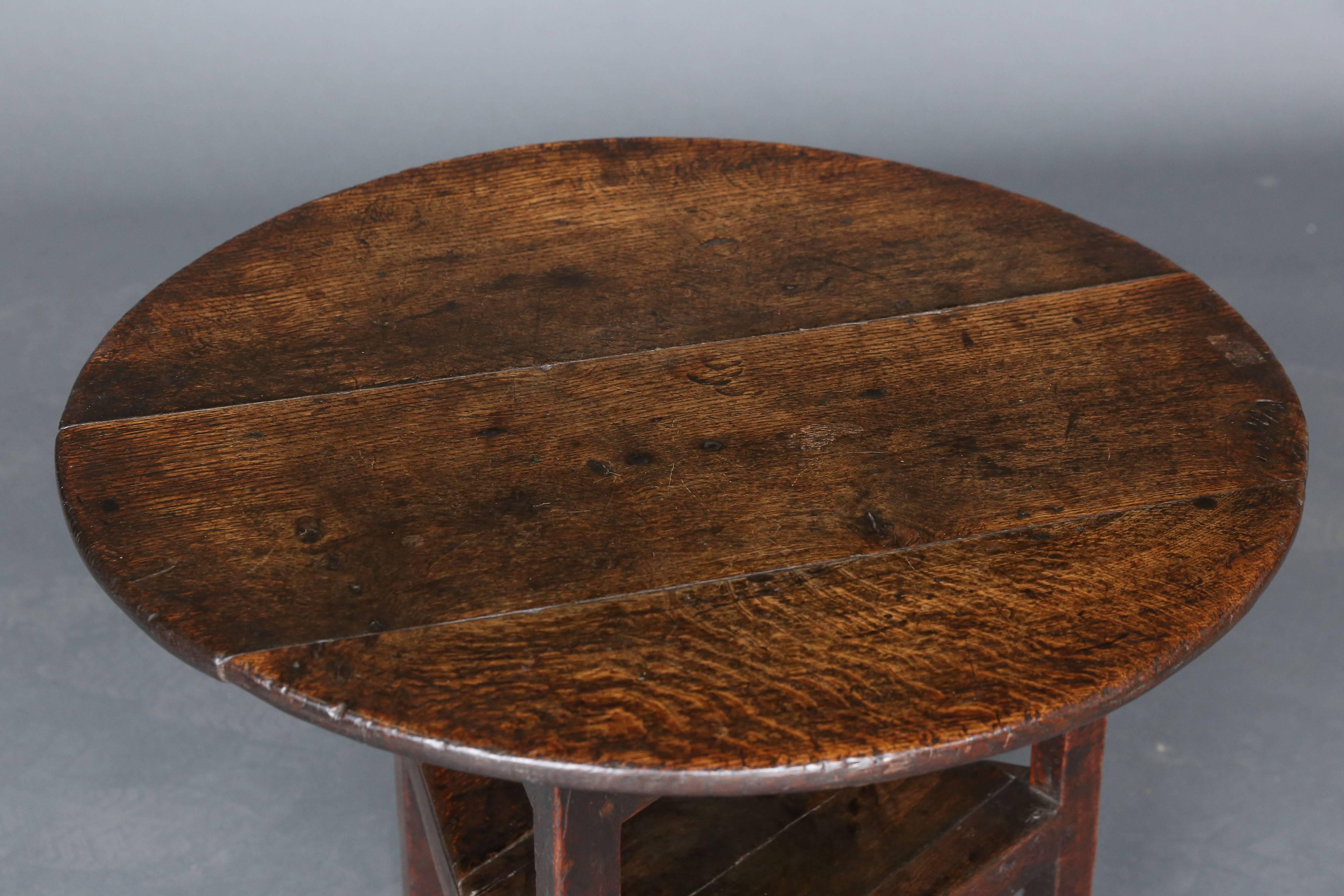 18th century oak cricket table with shelf. Beautiful patina.