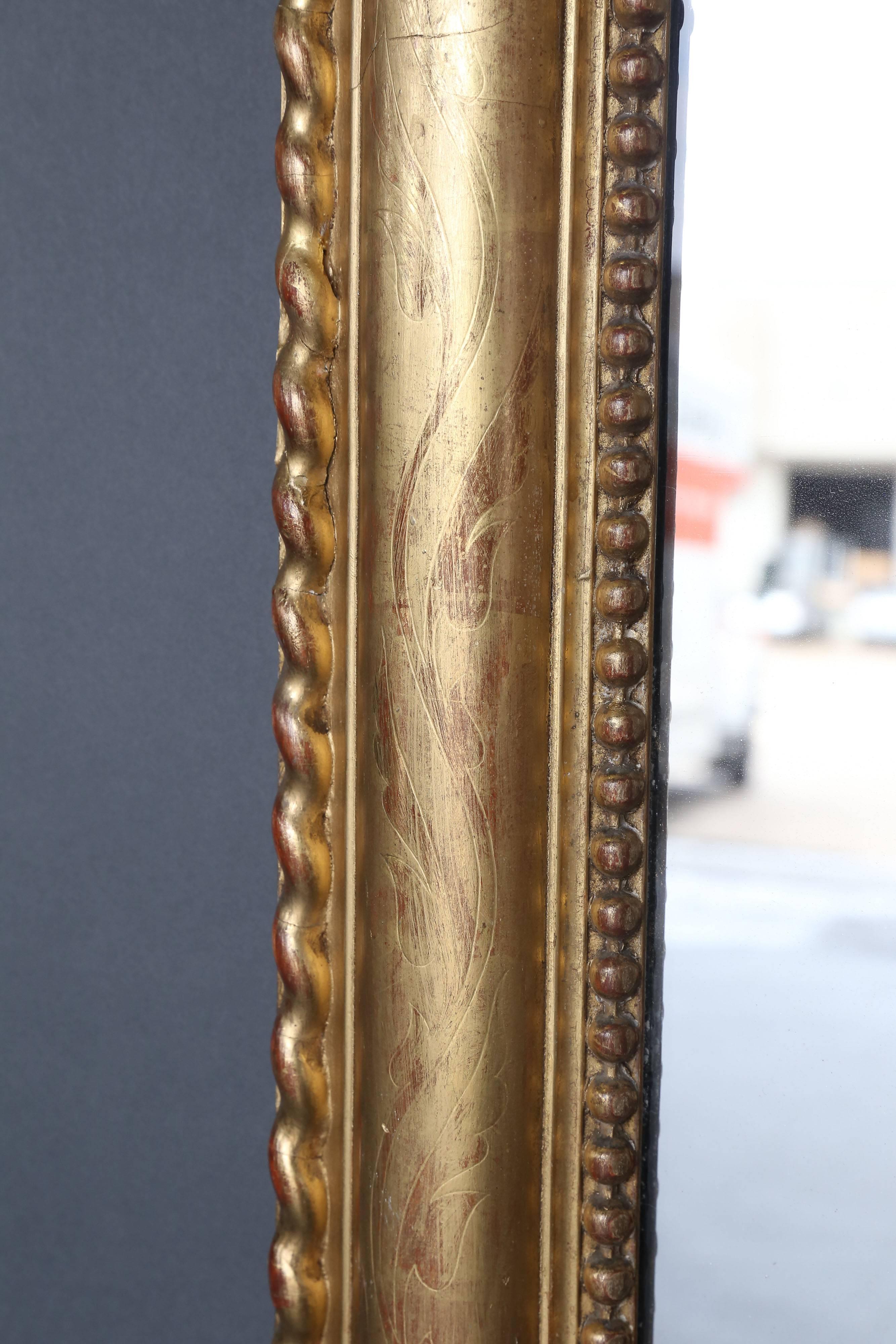 Grand miroir rectangulaire doré du 19ème siècle Excellent état - En vente à Houston, TX