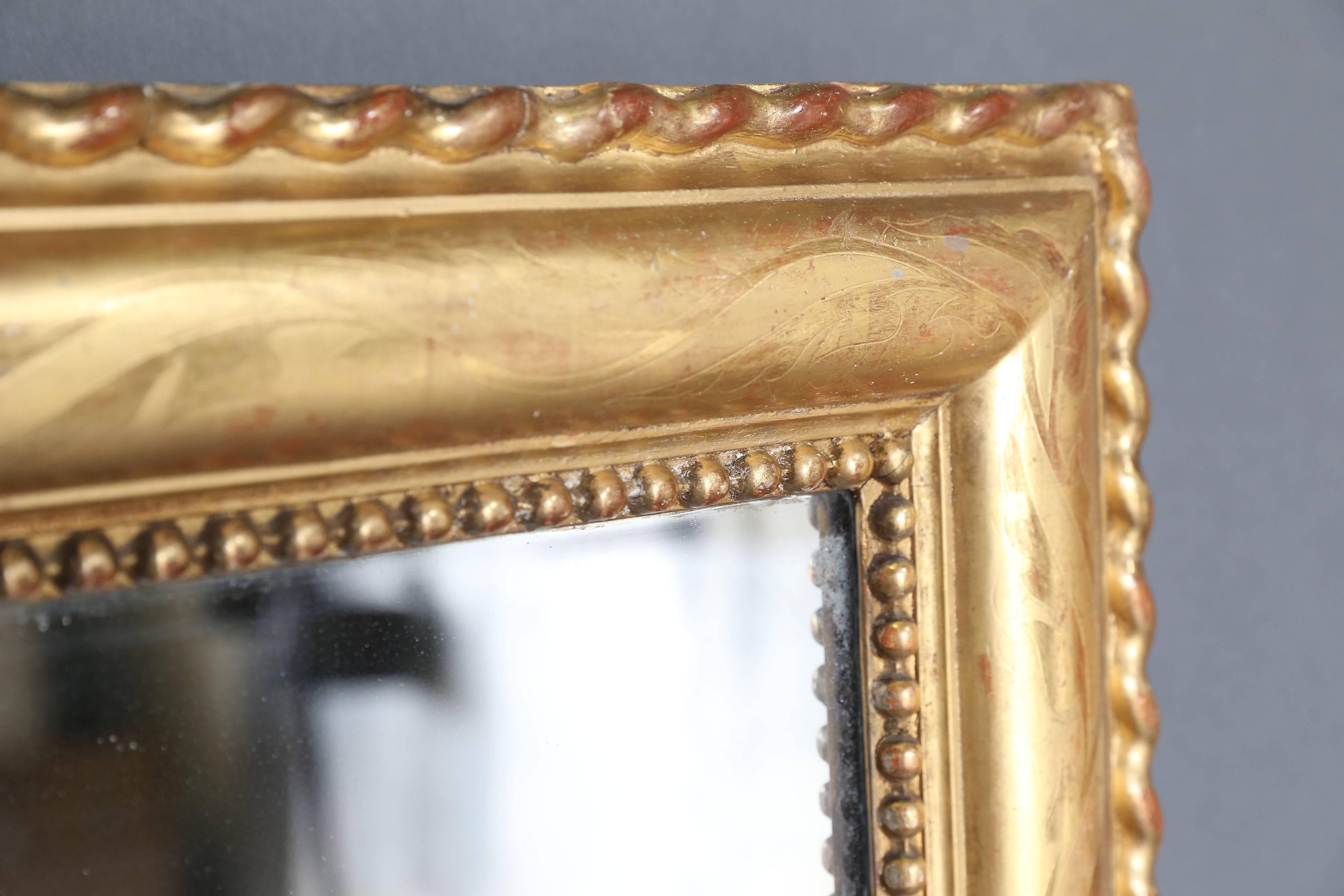 XIXe siècle Grand miroir rectangulaire doré du 19ème siècle en vente