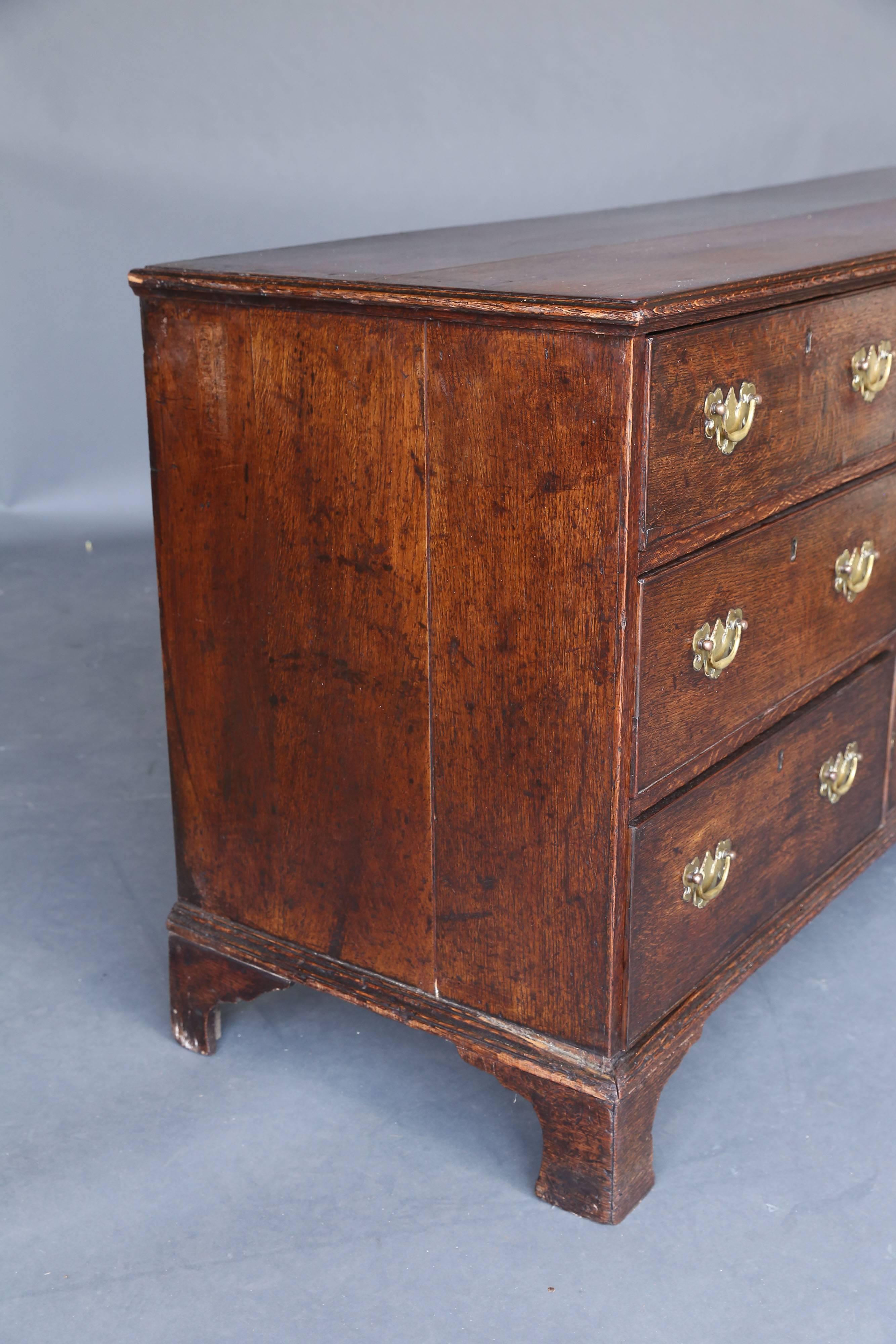 18th Century George III Oak Dresser Base For Sale 5
