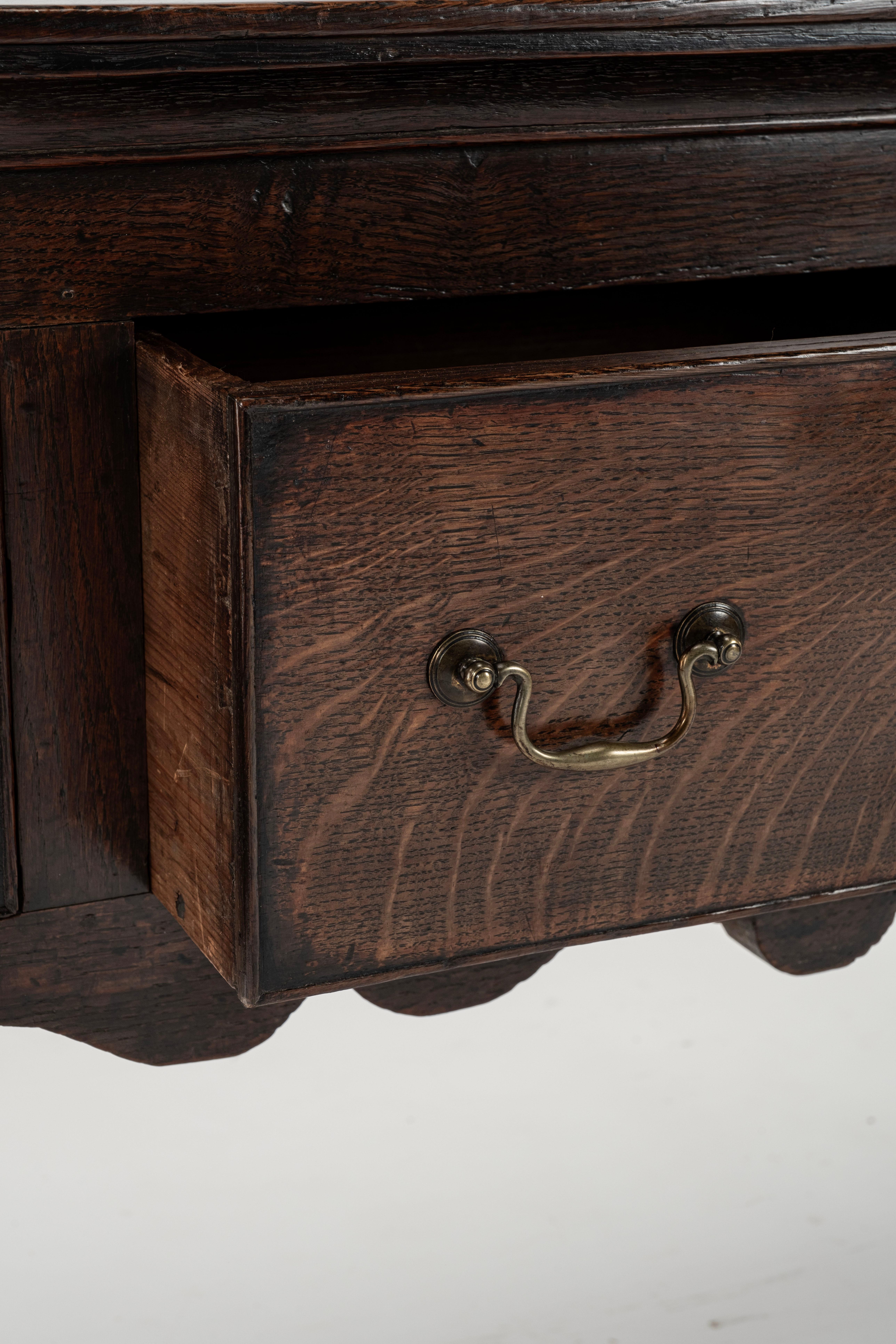 Quercia Base per comò in rovere georgiano inglese del XVIII secolo in vendita